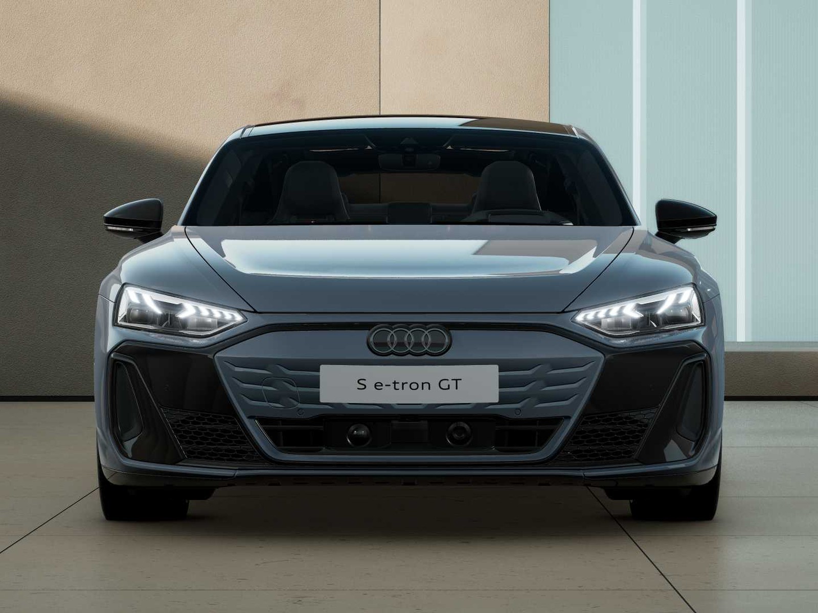 4 - Audi e-tron GT s quattro