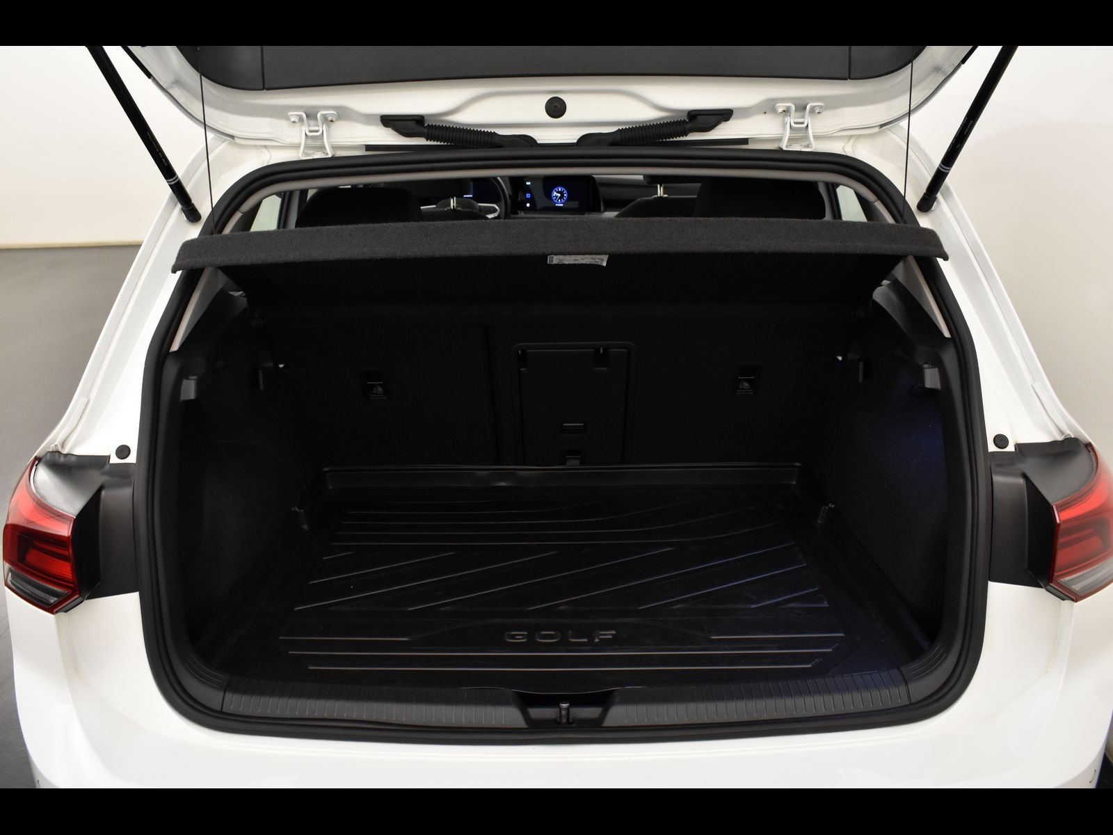 10 - Volkswagen Golf 2.0 tdi scr 115cv style