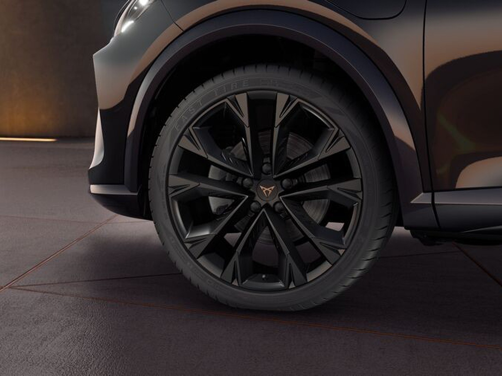 5 - Cupra Formentor 1.5 e-hybrid 204cv dark night dsg