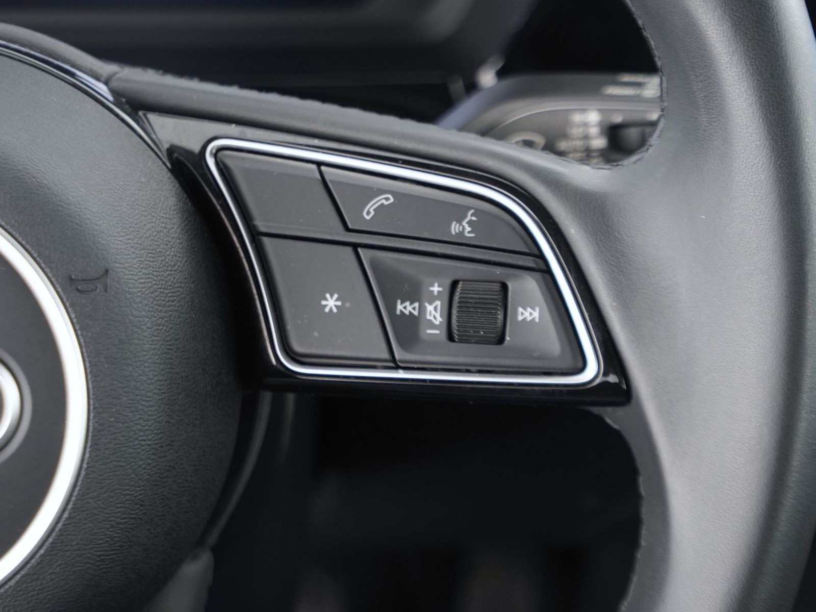 9 - Audi A3 sportback 30 2.0 tdi business