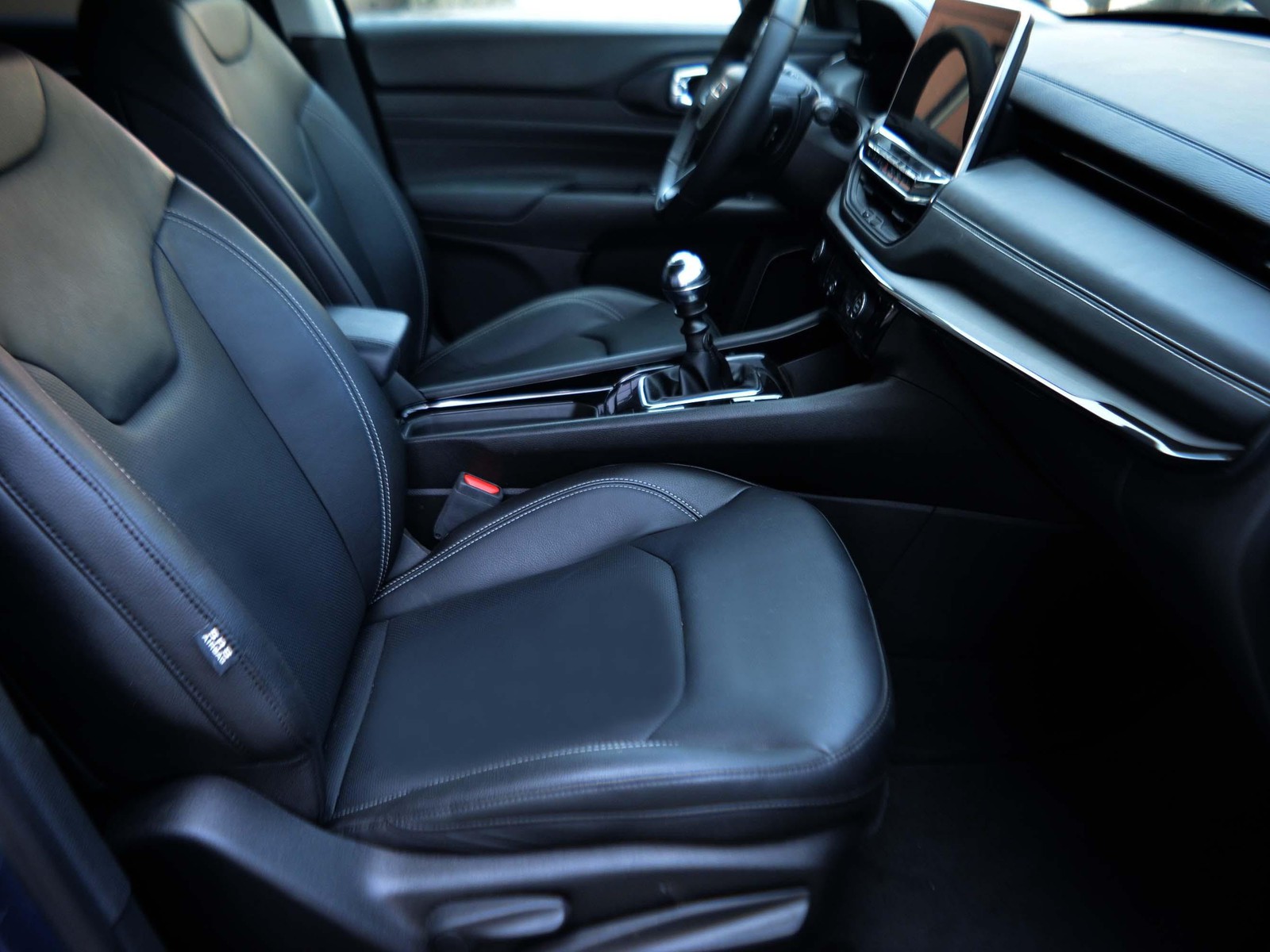 5 - Jeep Compass 1.6 multijet ii 130cv s 2wd