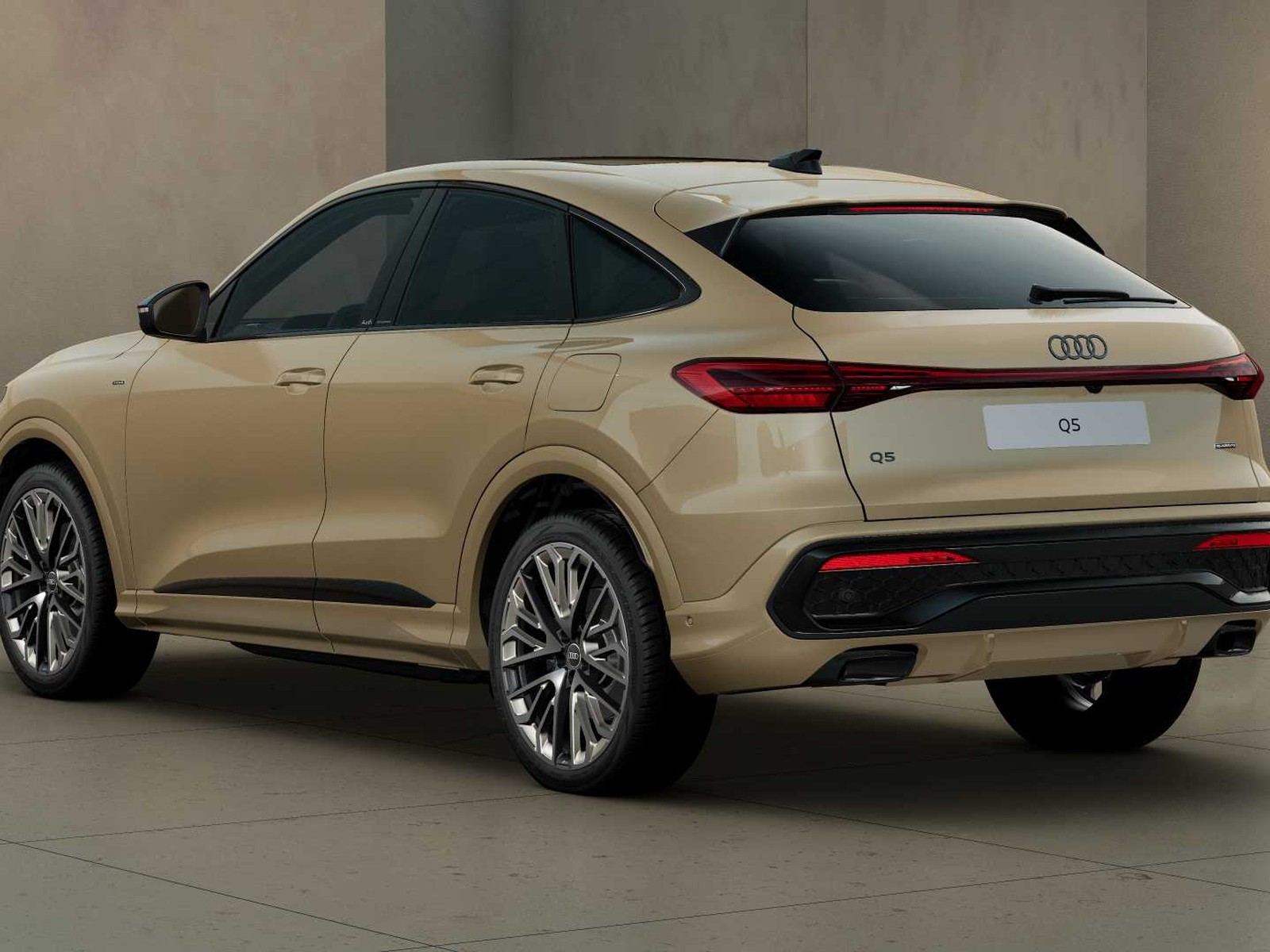 2 - Audi Q5 sportback 2.0 e-hybrid 299cv s line edition quattro s tronic