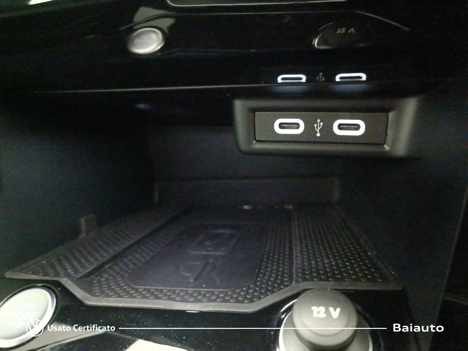 12 - Volkswagen T-Roc 2.0 tdi scr 150cv r line dsg