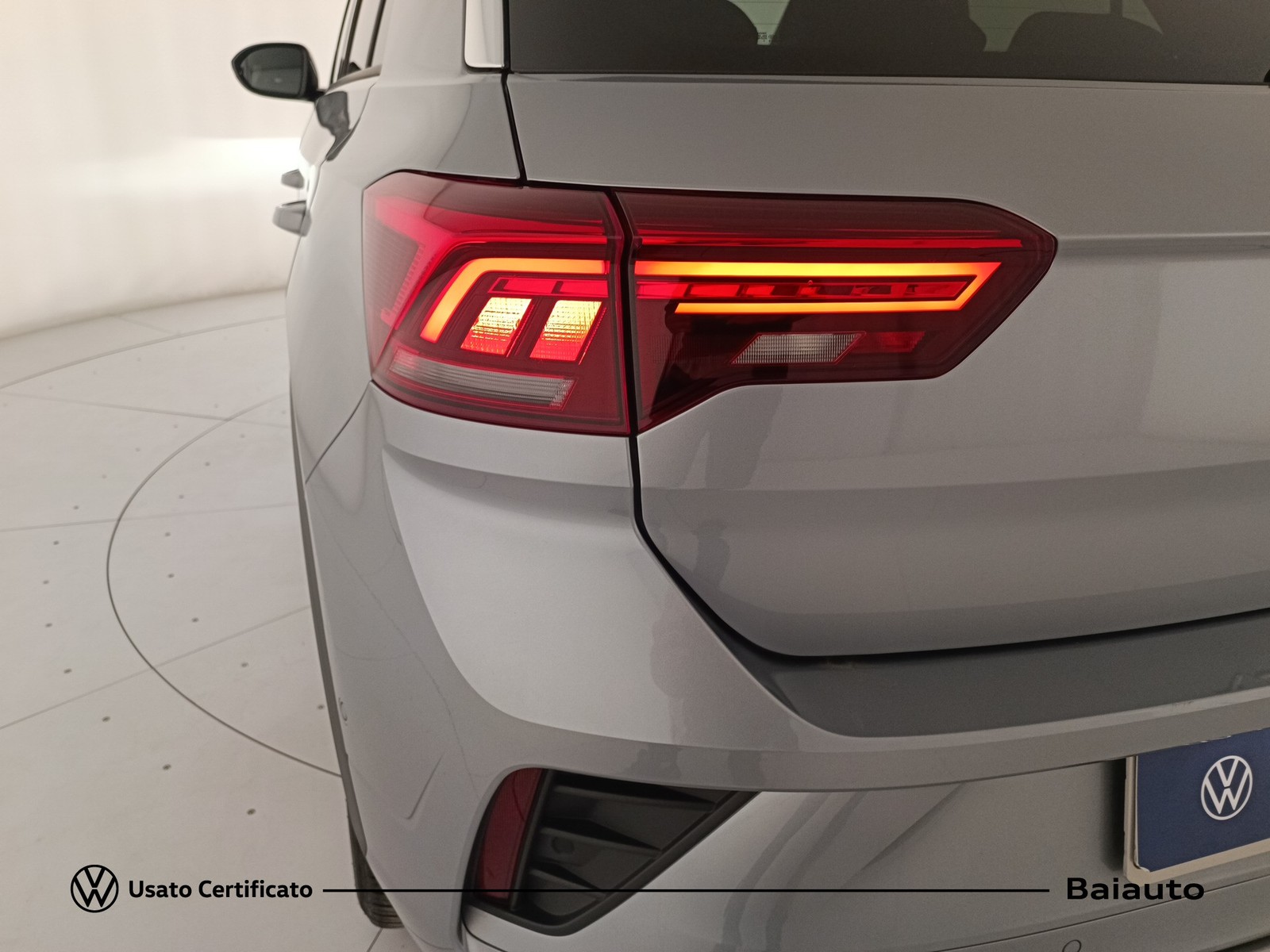 26 - Volkswagen T-Roc 2.0 tdi scr 150cv r line dsg