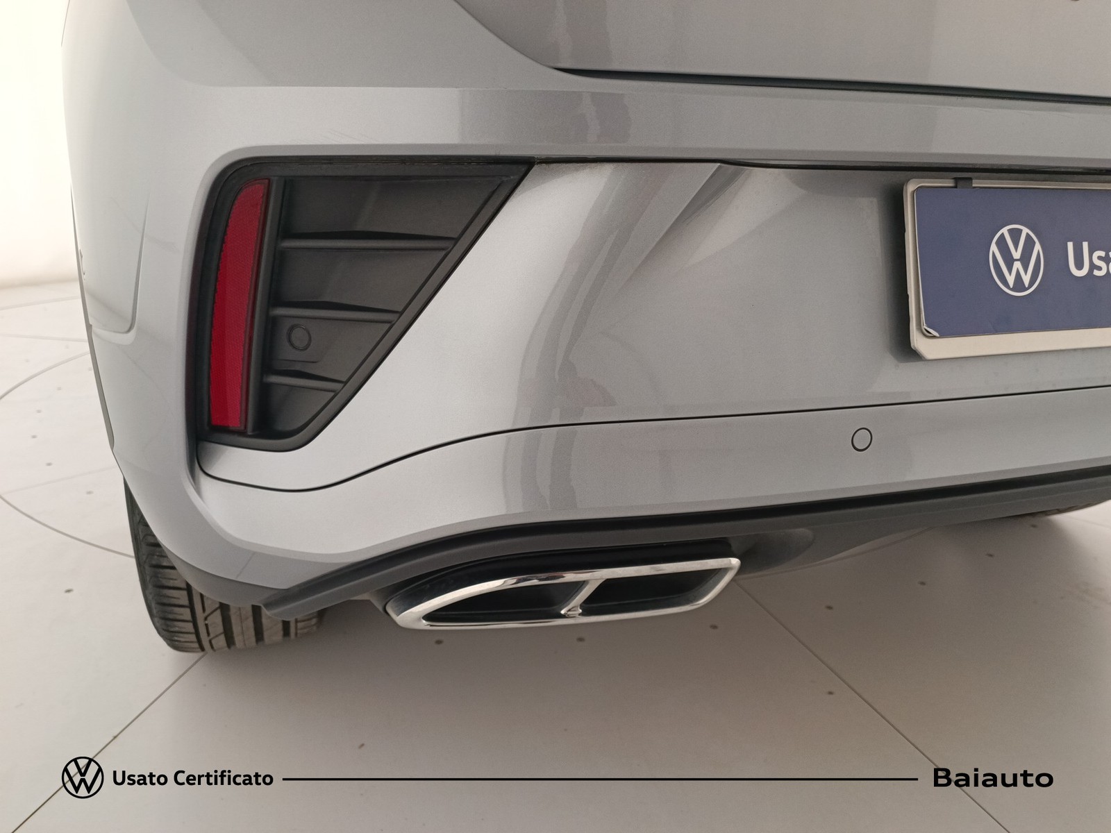 30 - Volkswagen T-Roc 2.0 tdi scr 150cv r line dsg