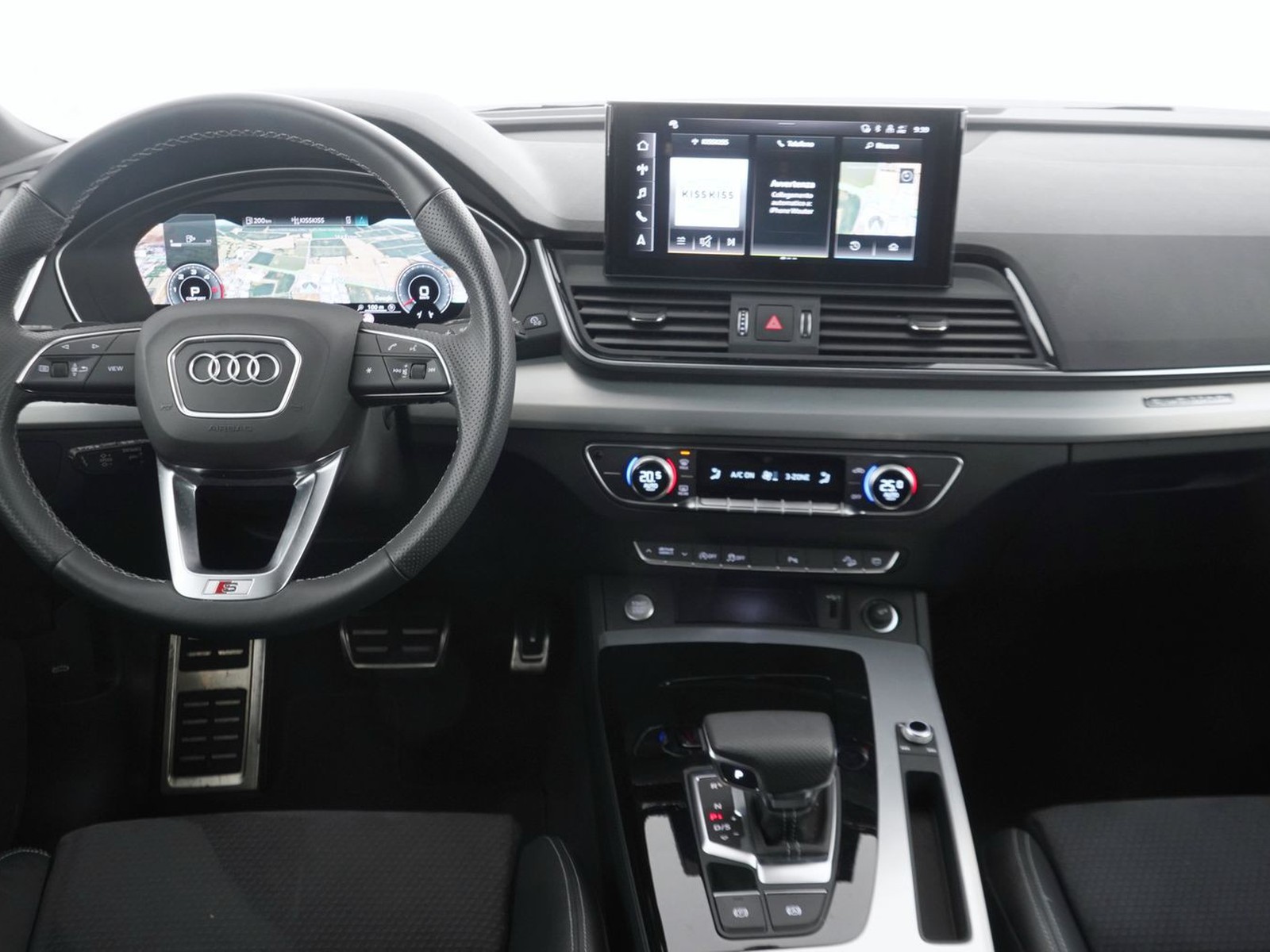 3 - Audi Q5 sportback 40 2.0 tdi mhev 12v s line quattro s tronic