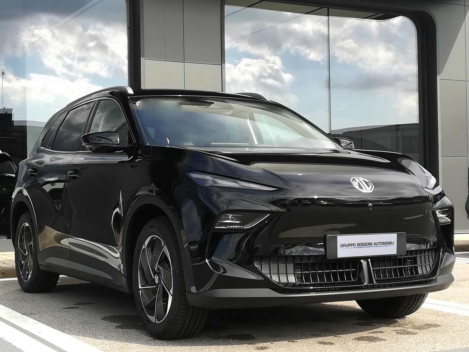 3 - Mg MGS5 EV ev luxury 64