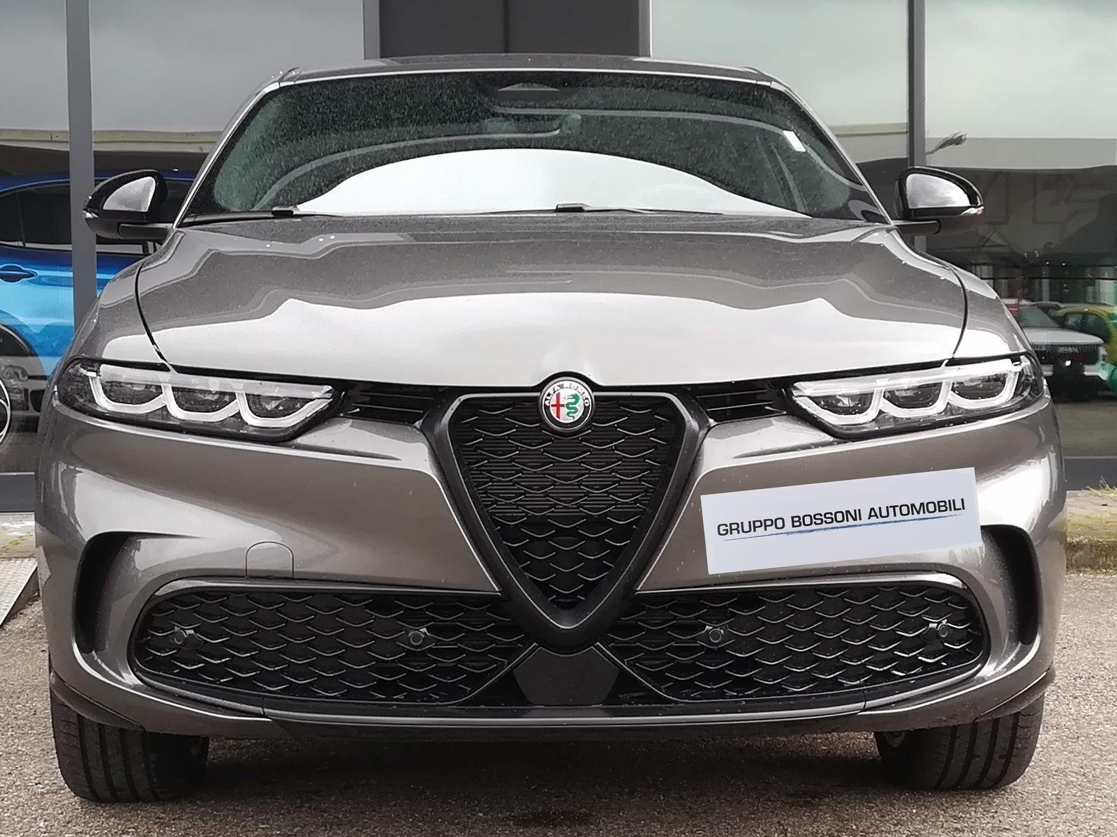 2 - Alfa Romeo Tonale 1.5 hybrid 160cv veloce tct7