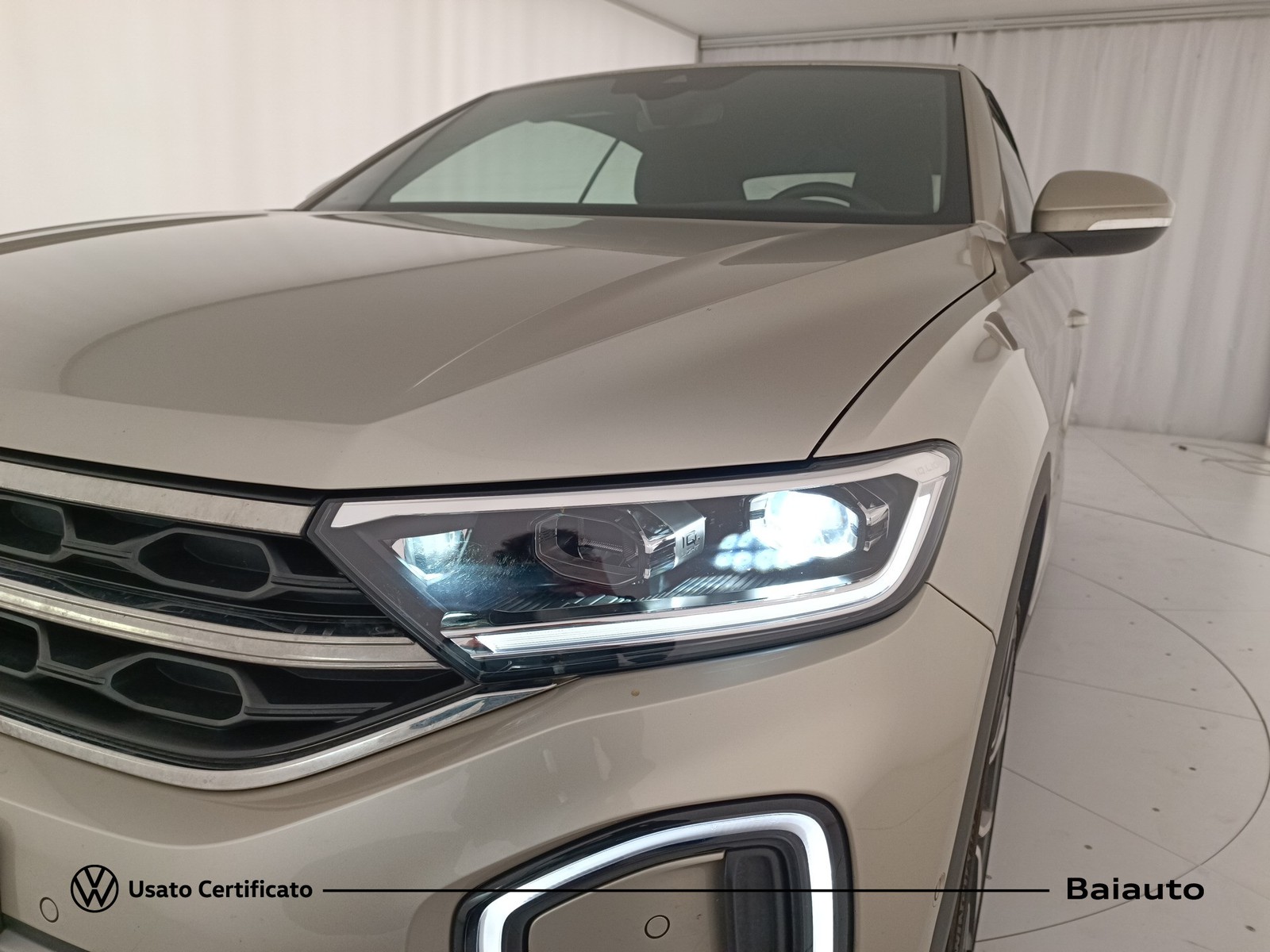 26 - Volkswagen T-Roc cabriolet 1.0 tsi 110cv style