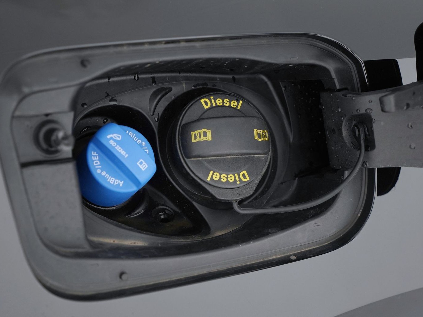 32 - Audi Q3 sportback 40 2.0 tdi 193cv s line edition quattro s tronic