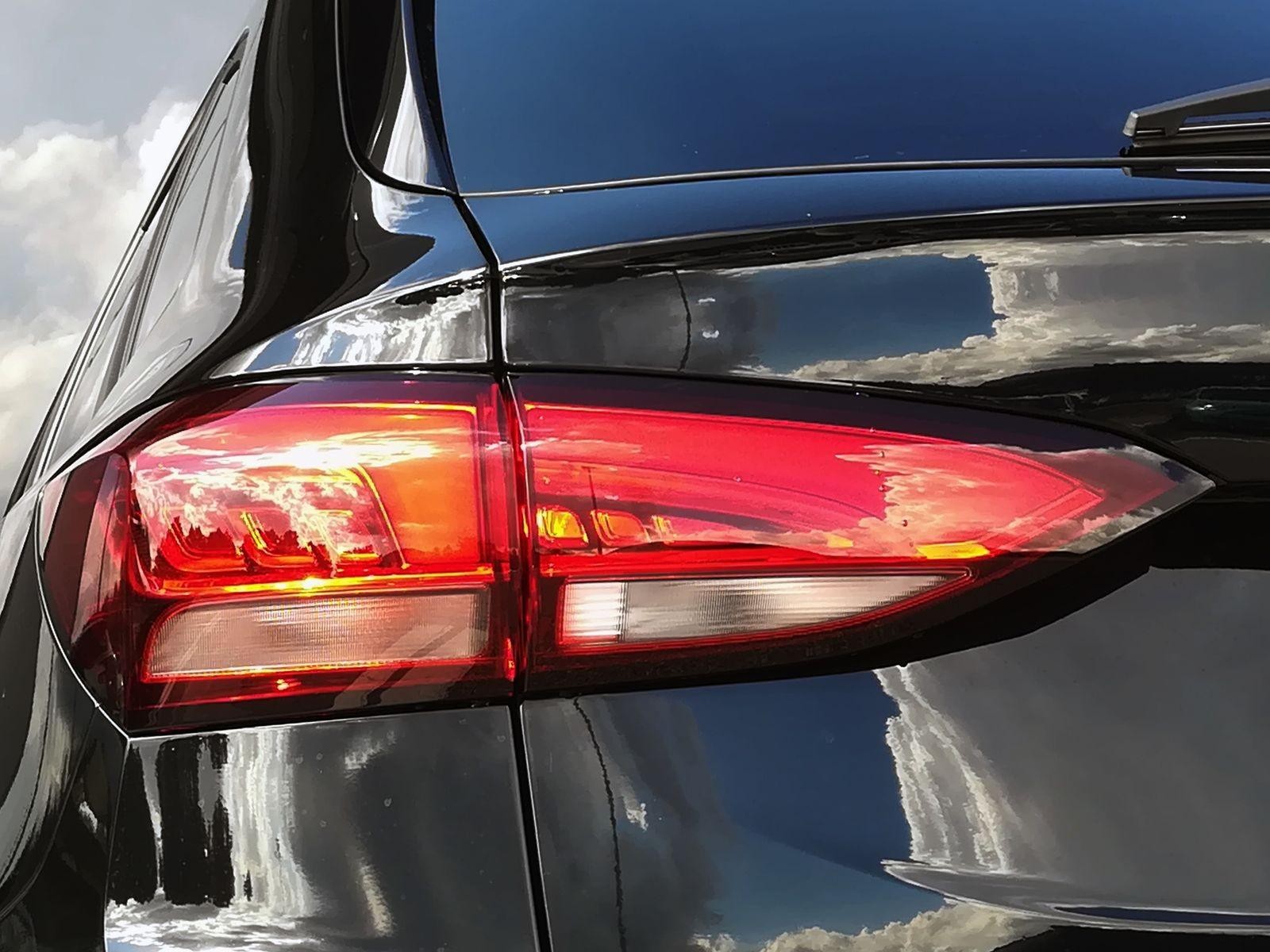 23 - Mg ZS 1.5 hybrid+ comfort auto