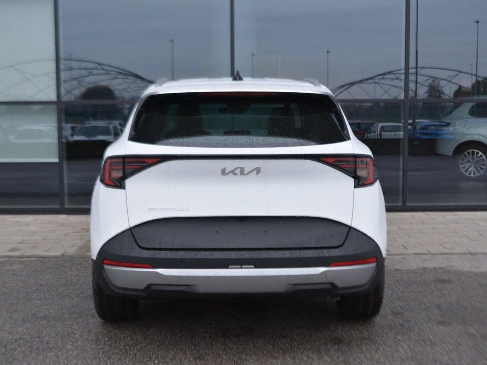 4 - Kia Sportage 1.6 crdi mhev style dct7