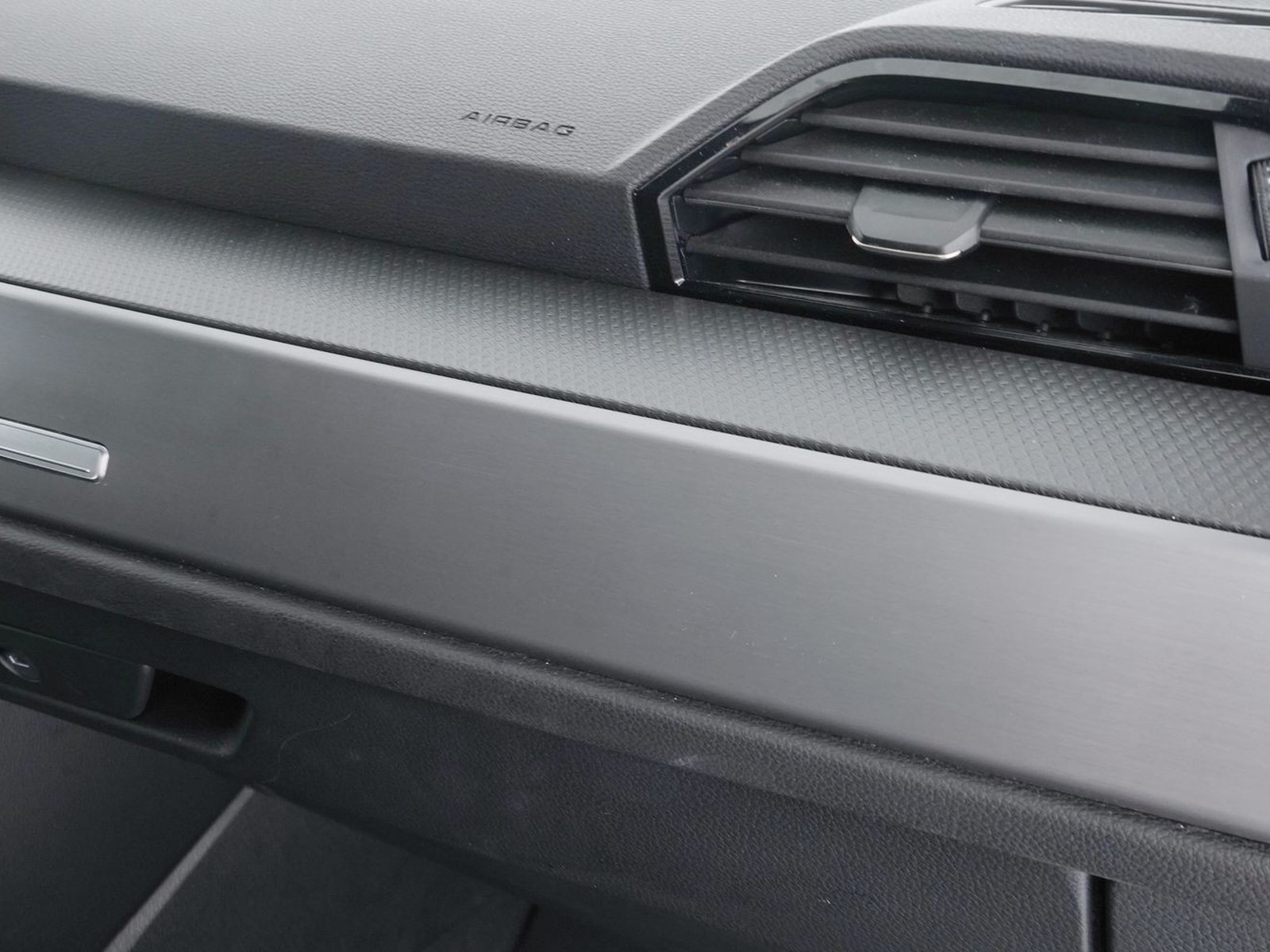 18 - Audi Q3 sportback 35 2.0 tdi s line edition s tronic