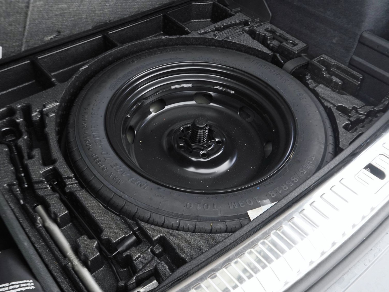 33 - Audi Q3 sportback 35 2.0 tdi s line edition s tronic