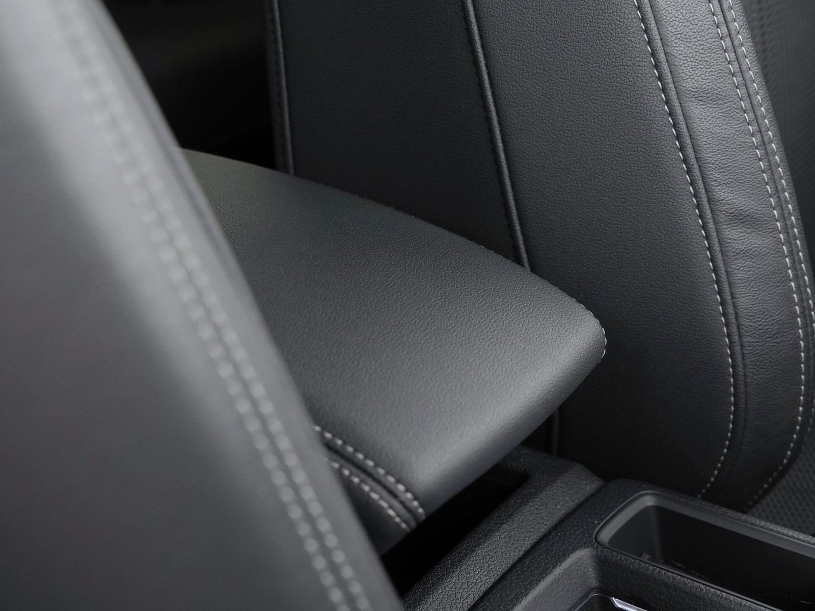 17 - Audi Q3 sportback 35 2.0 tdi s line edition s tronic