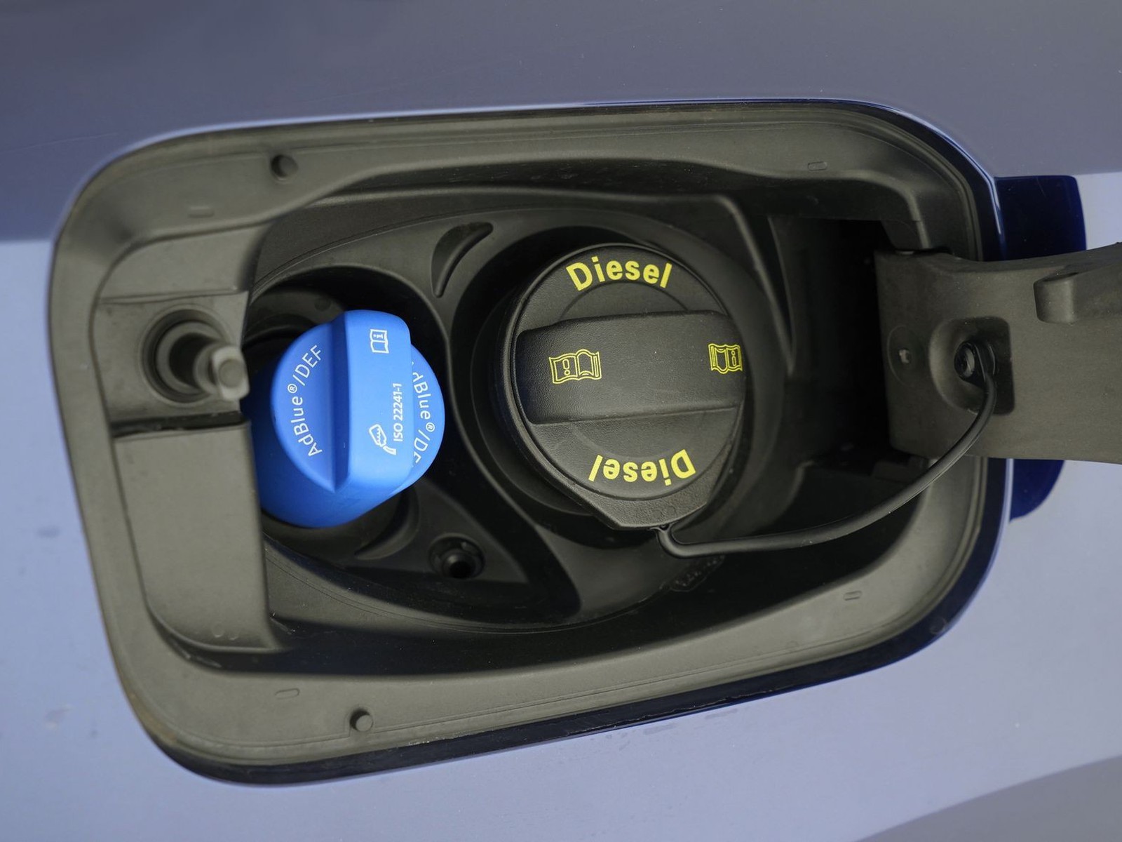 33 - Audi Q3 sportback 35 2.0 tdi s line edition s tronic