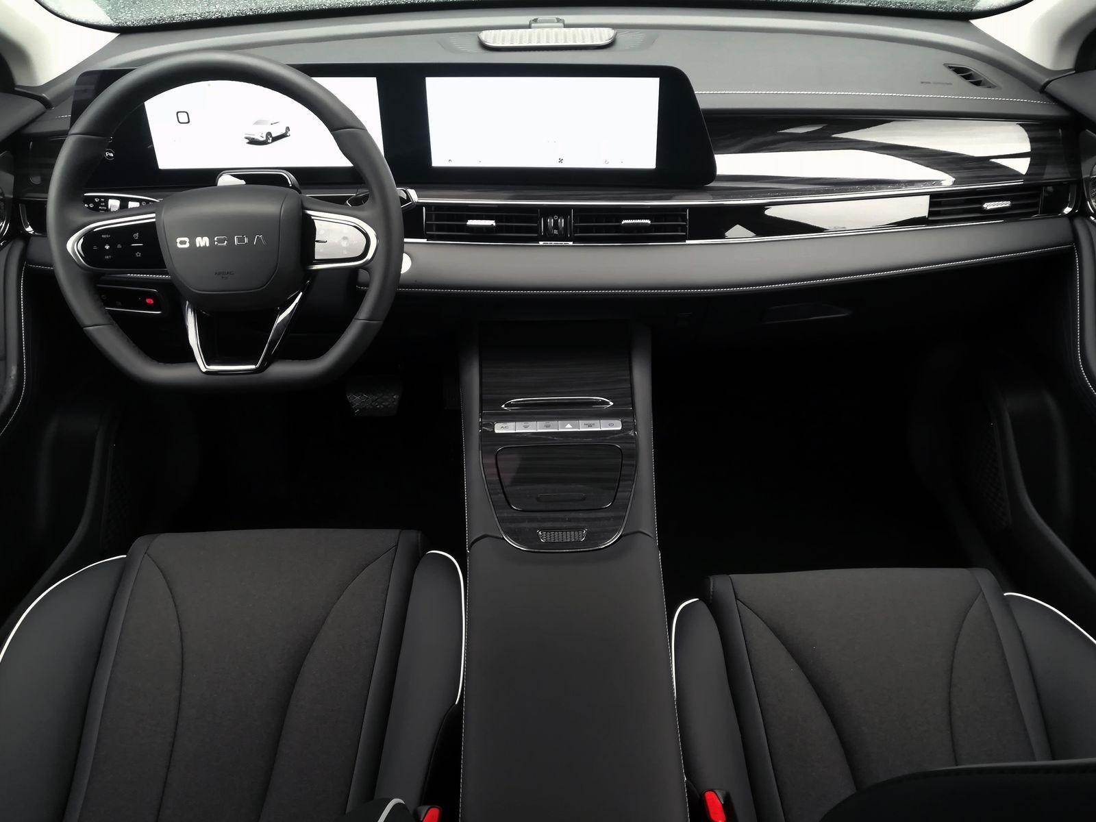 8 - Omoda 5 1.6 tgdi pure 7dct