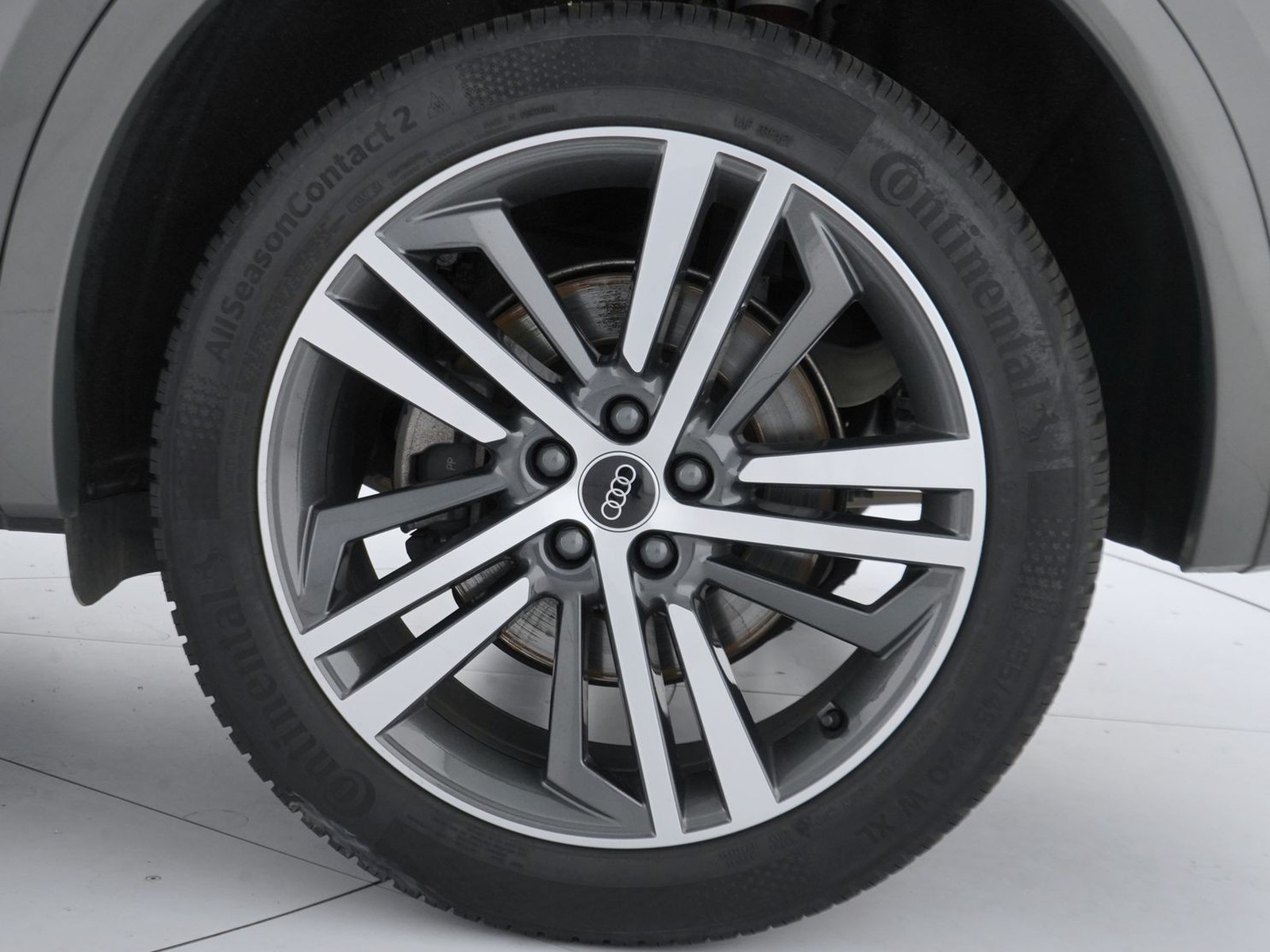 12 - Audi Q5 40 2.0 tdi mhev 12v s line quattro s tronic