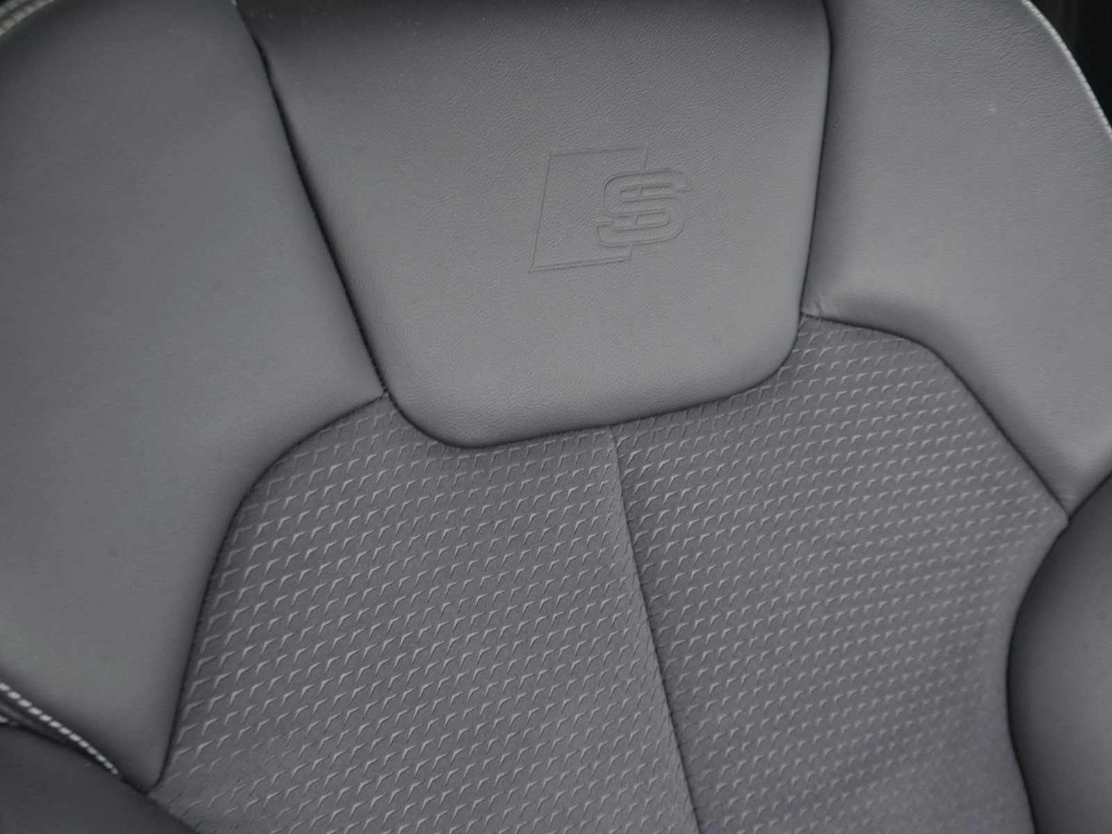 20 - Audi Q5 40 2.0 tdi mhev 12v s line quattro s tronic