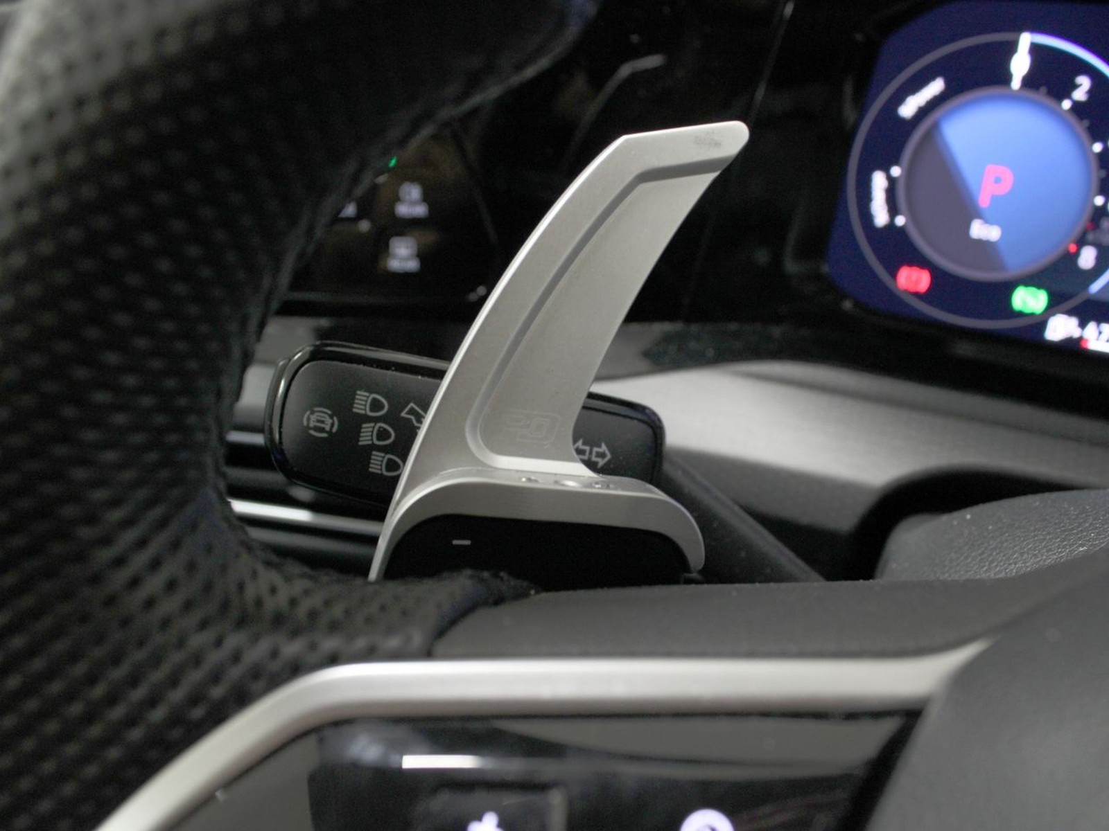 33 - Volkswagen Golf 1.4 gte dsg