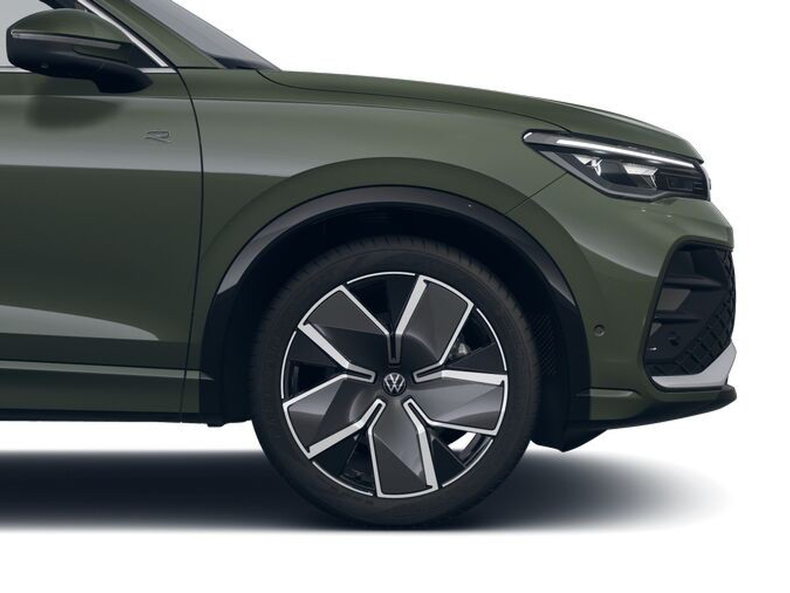 3 - Volkswagen Tiguan 1.5 tsi ehybrid 204cv r-line plus dsg