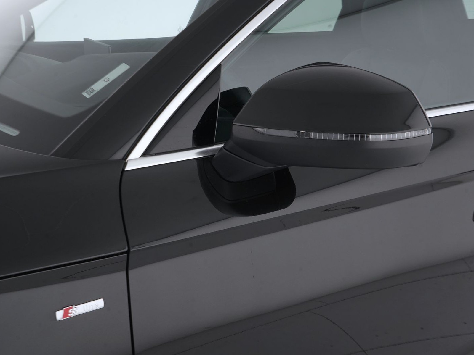 40 - Audi Q5 40 2.0 tdi mhev 12v s line quattro s tronic