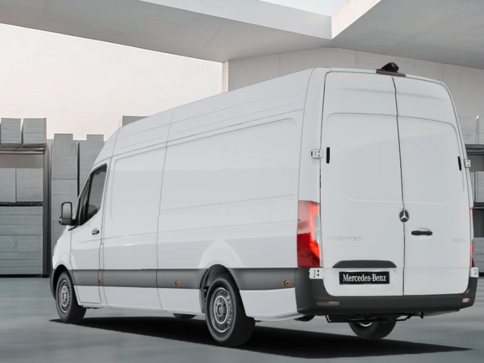 4 - Mercedes Vans Sprinter 319 rwd 2.0 cdi f 37/35 pro 9g-tronic