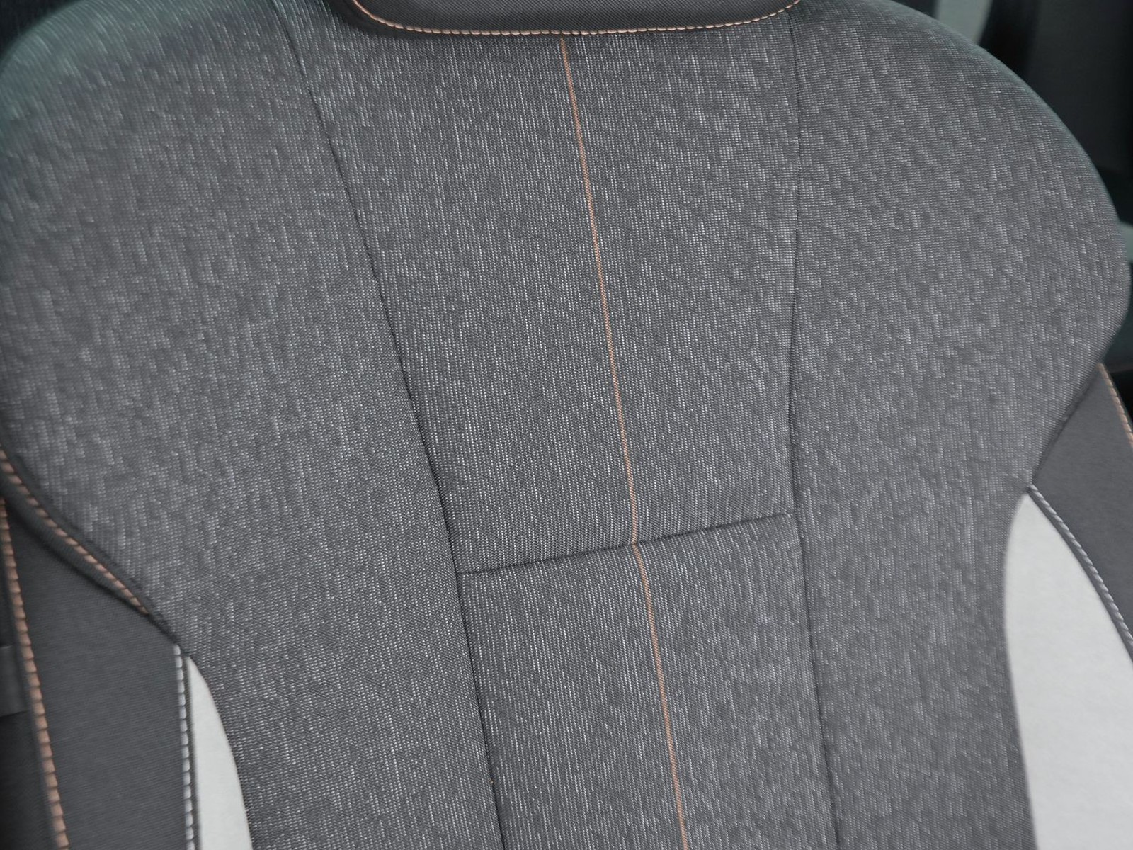 20 - Skoda Kamiq 1.5 tsi act 150cv dark shade dsg