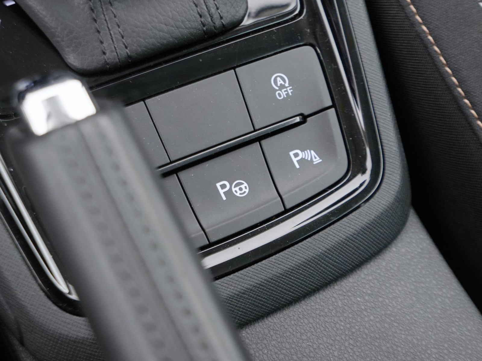 24 - Skoda Kamiq 1.5 tsi act 150cv dark shade dsg