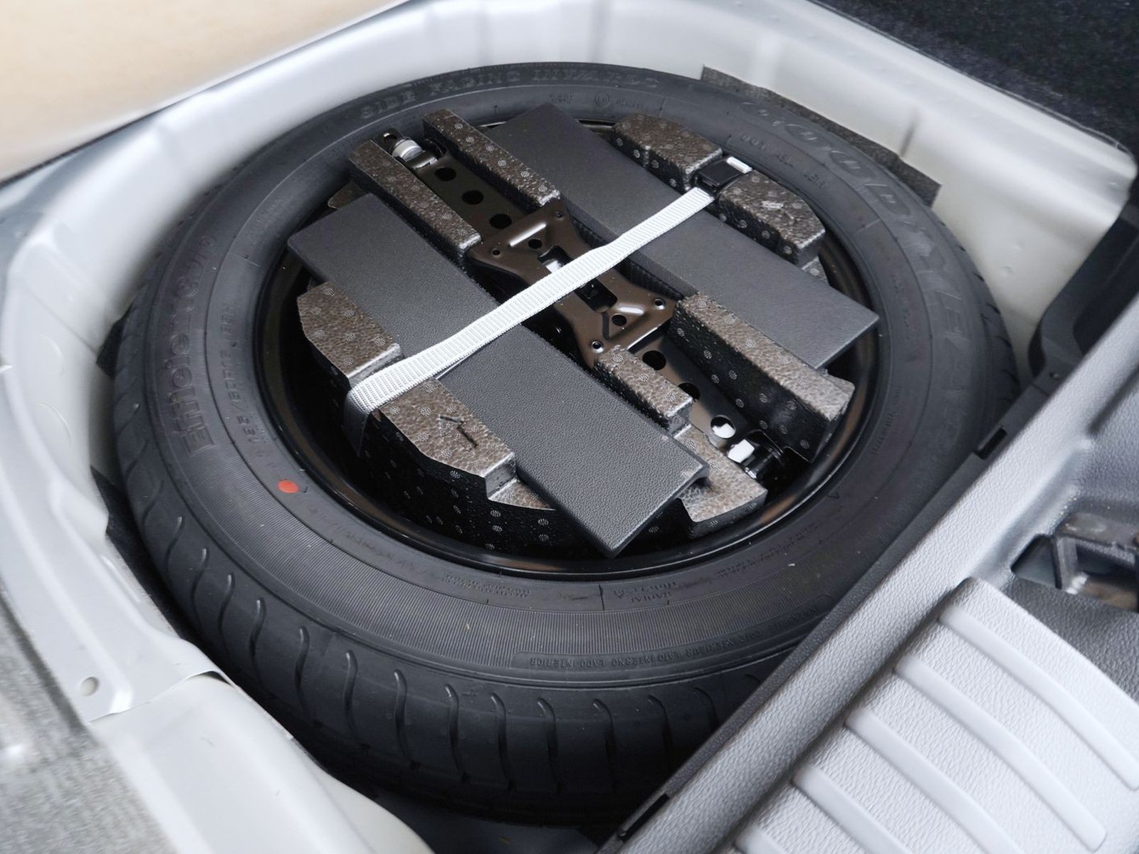 35 - Skoda Kamiq 1.5 tsi act 150cv dark shade dsg