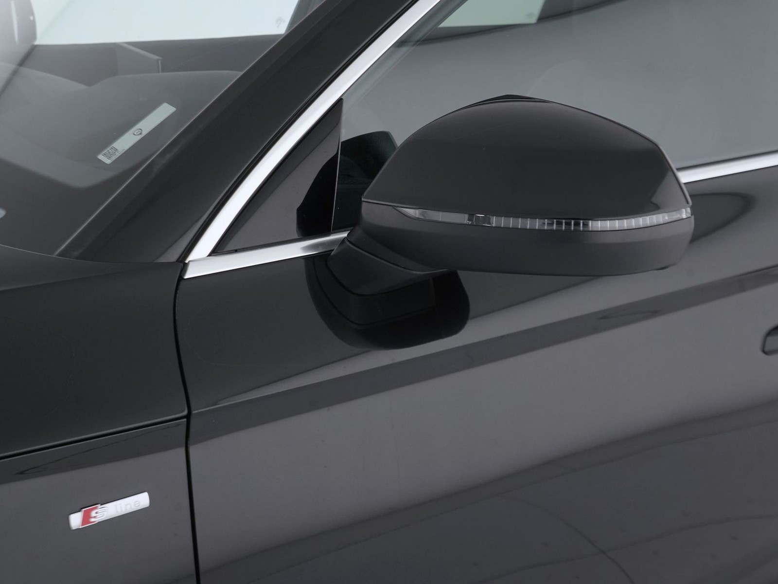 39 - Audi Q5 sportback 40 2.0 tdi mhev 12v s line quattro s tronic