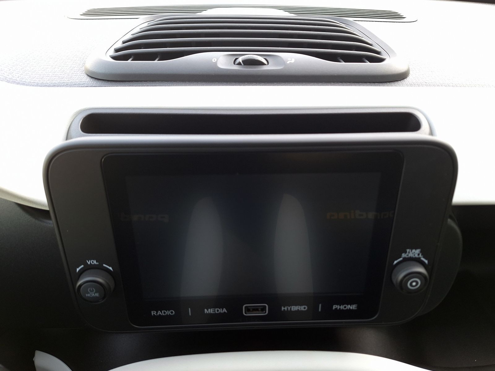 16 - Fiat Pandina cross 1.0 firefly hybrid 70cv s&s