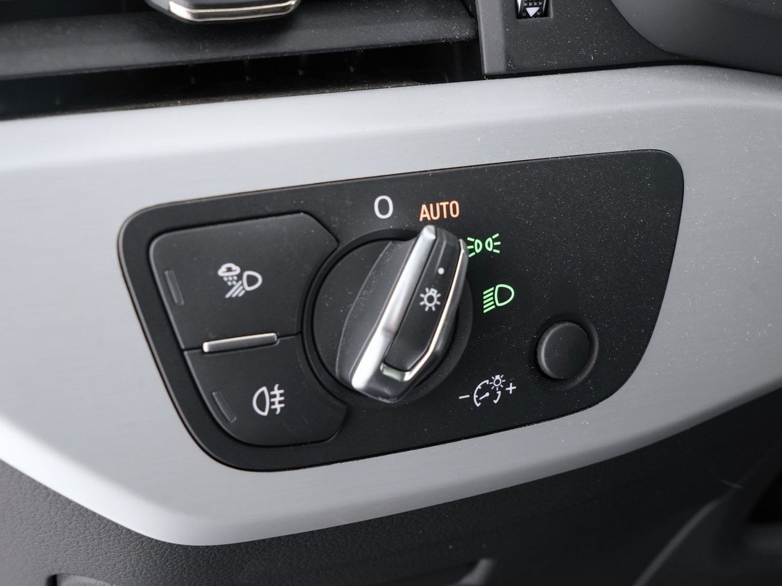 11 - Audi A5 sportback 40 2.0 tdi mhev 204cv s line edition s tronic