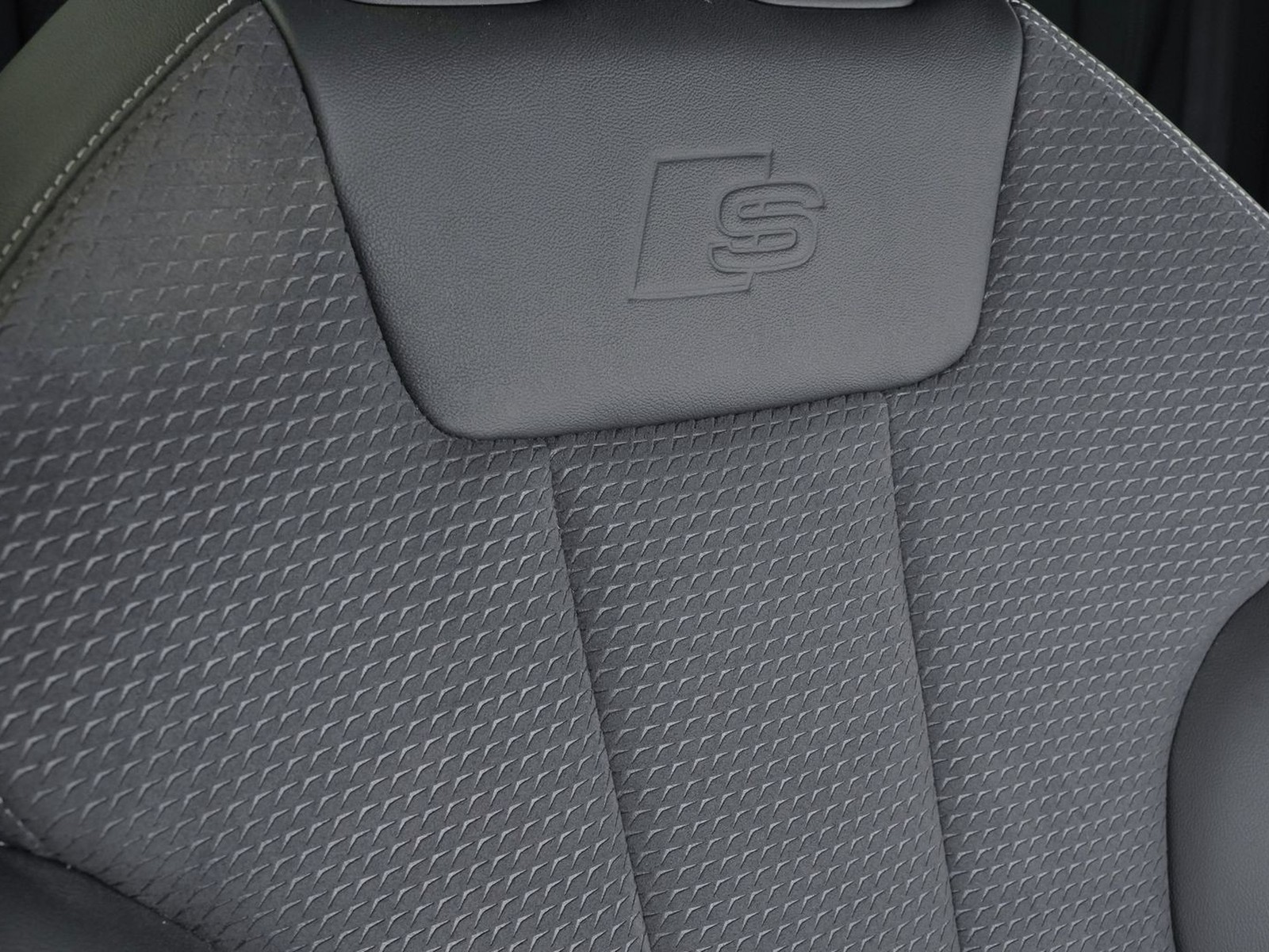 22 - Audi A5 sportback 40 2.0 tdi mhev 204cv s line edition s tronic