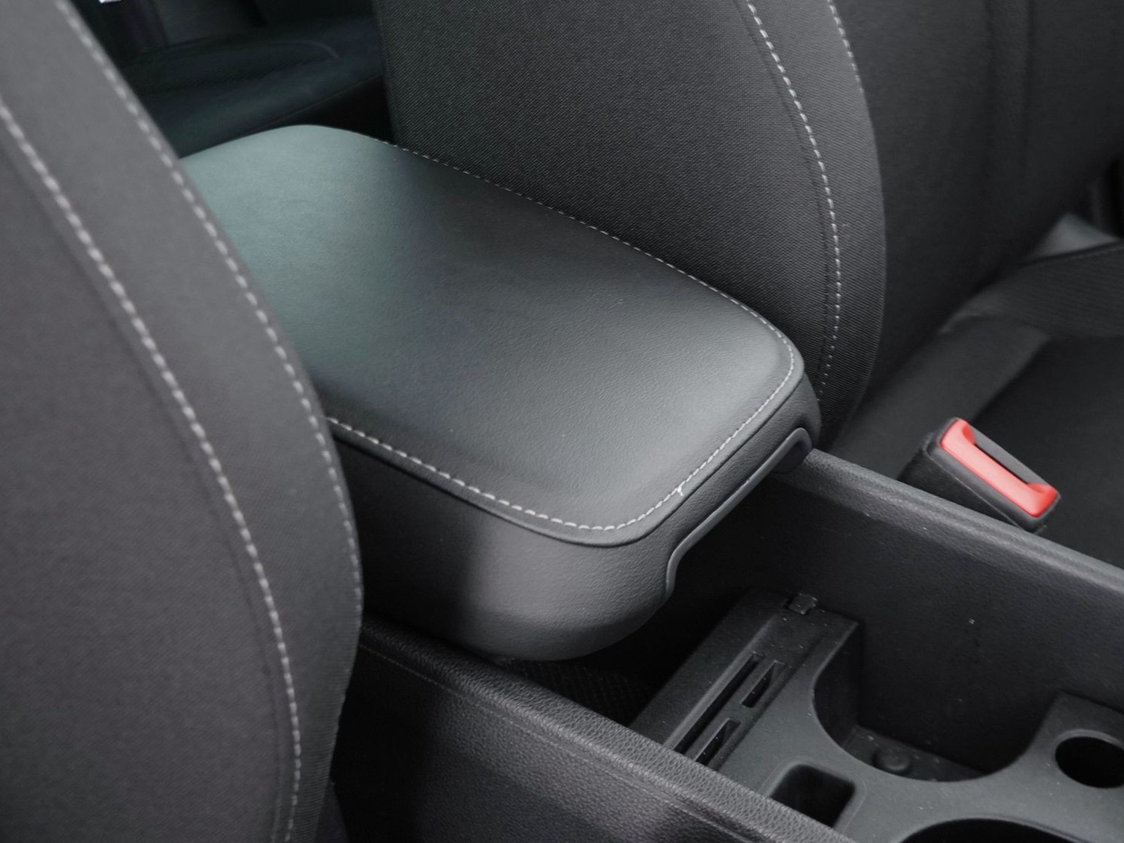 18 - Skoda Karoq 1.5 tsi act executive dsg