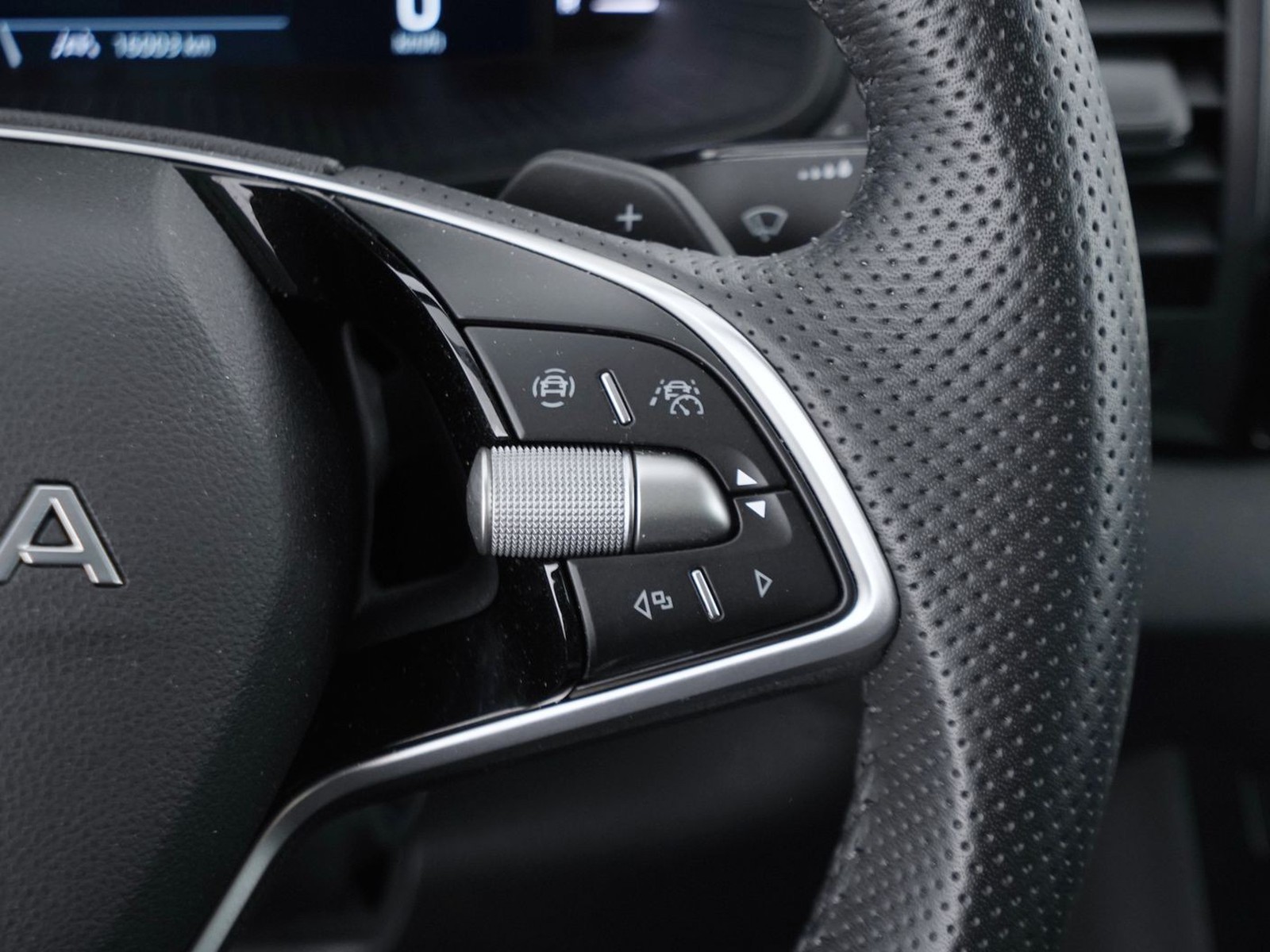 26 - Skoda Karoq 1.5 tsi act executive dsg