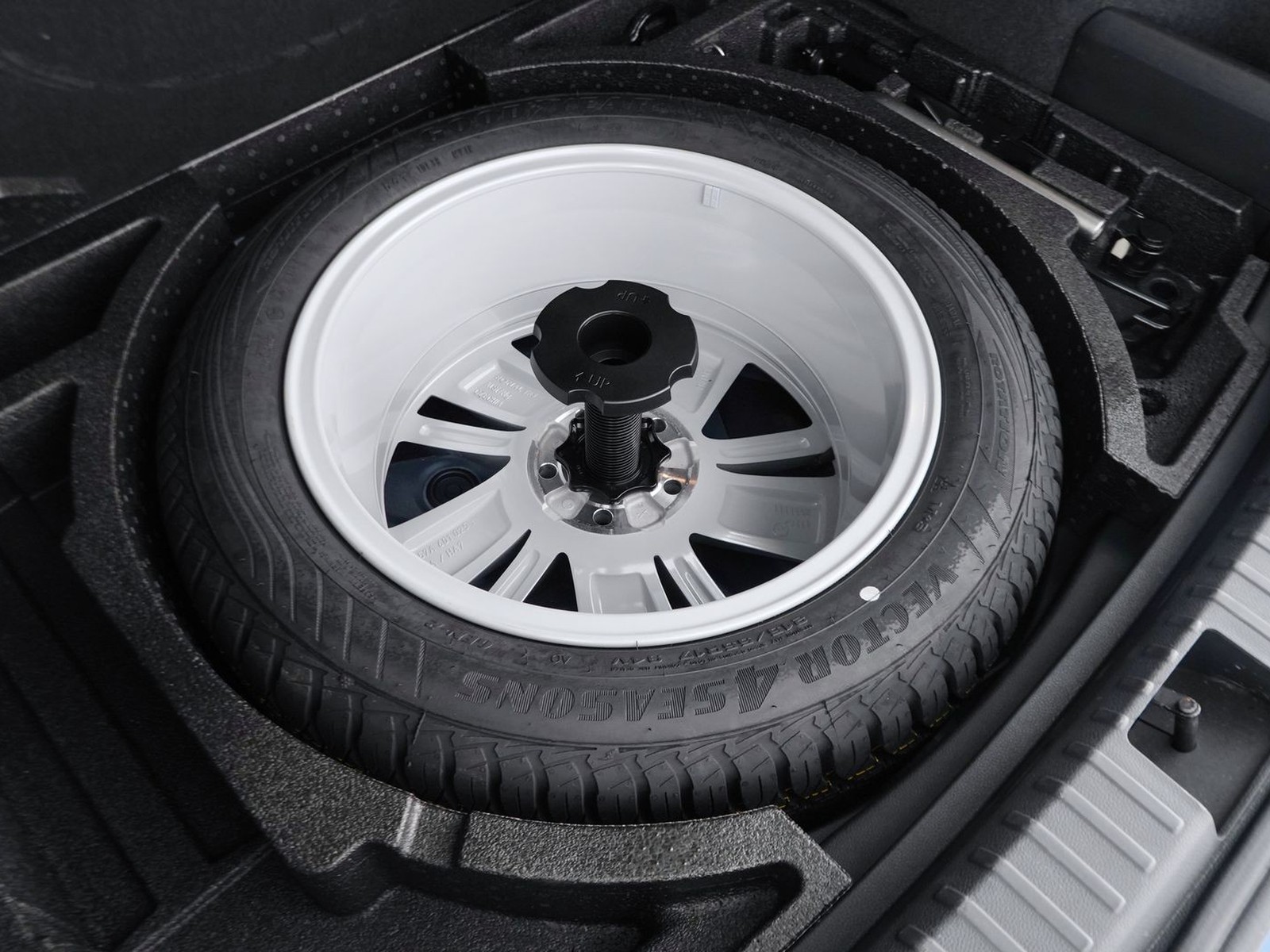 33 - Skoda Karoq 1.5 tsi act executive dsg