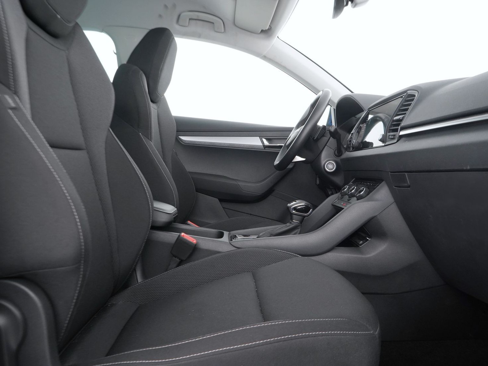 8 - Skoda Karoq 1.5 tsi act executive dsg