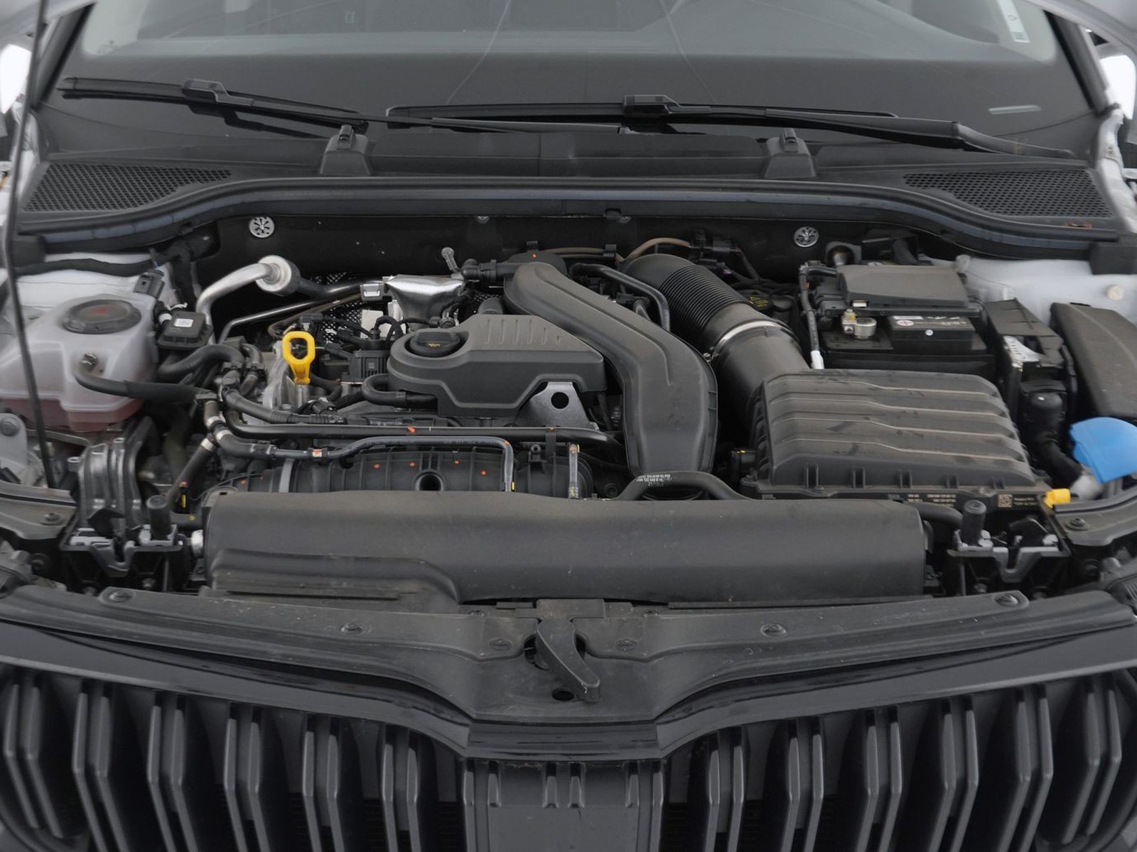 11 - Skoda Kamiq 1.5 tsi act 150cv 130 edition