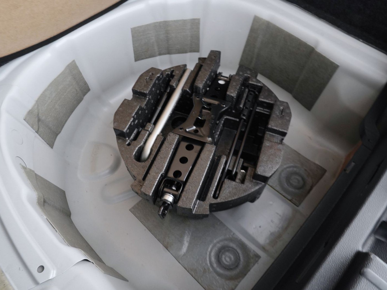 34 - Skoda Kamiq 1.5 tsi act 150cv 130 edition