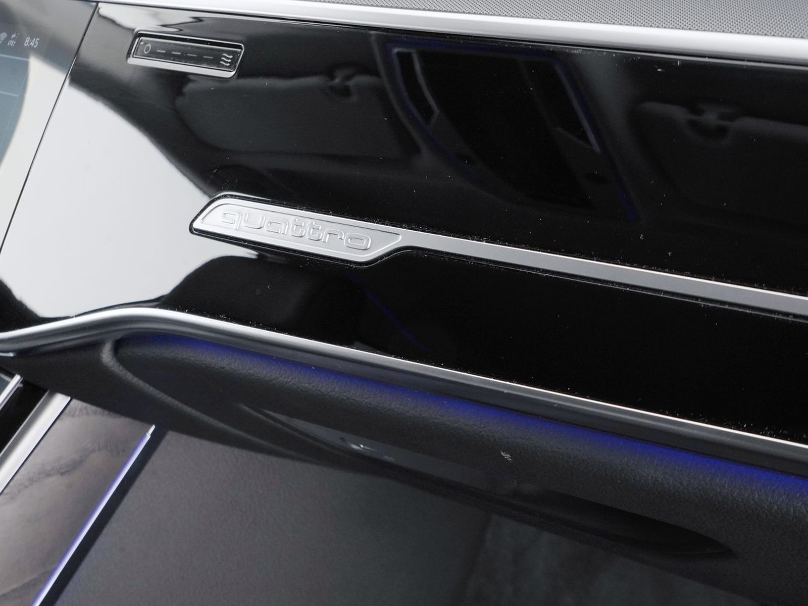 18 - Audi A8 50 3.0 v6 tdi mhev quattro tiptronic