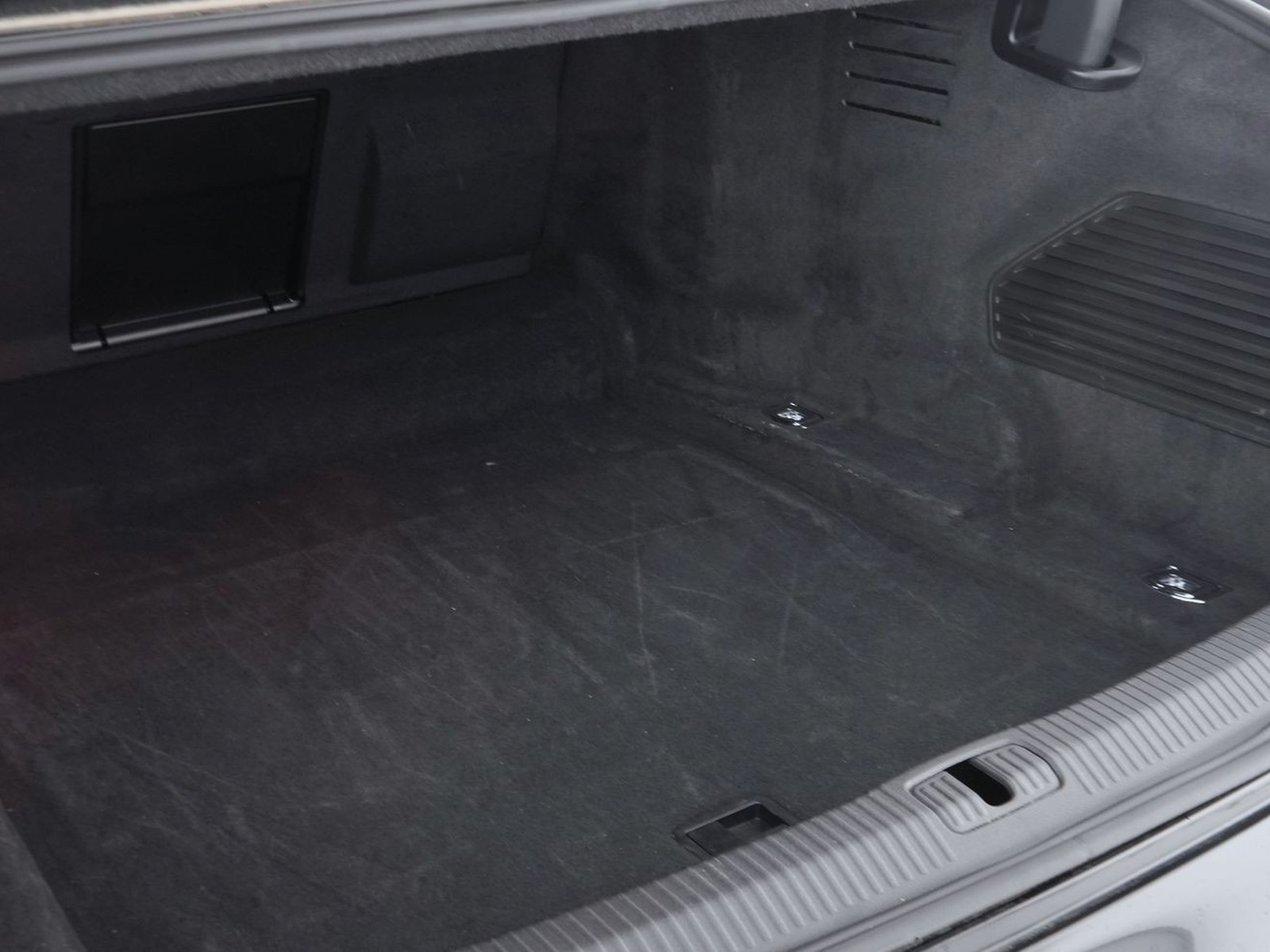 36 - Audi A8 50 3.0 v6 tdi mhev quattro tiptronic