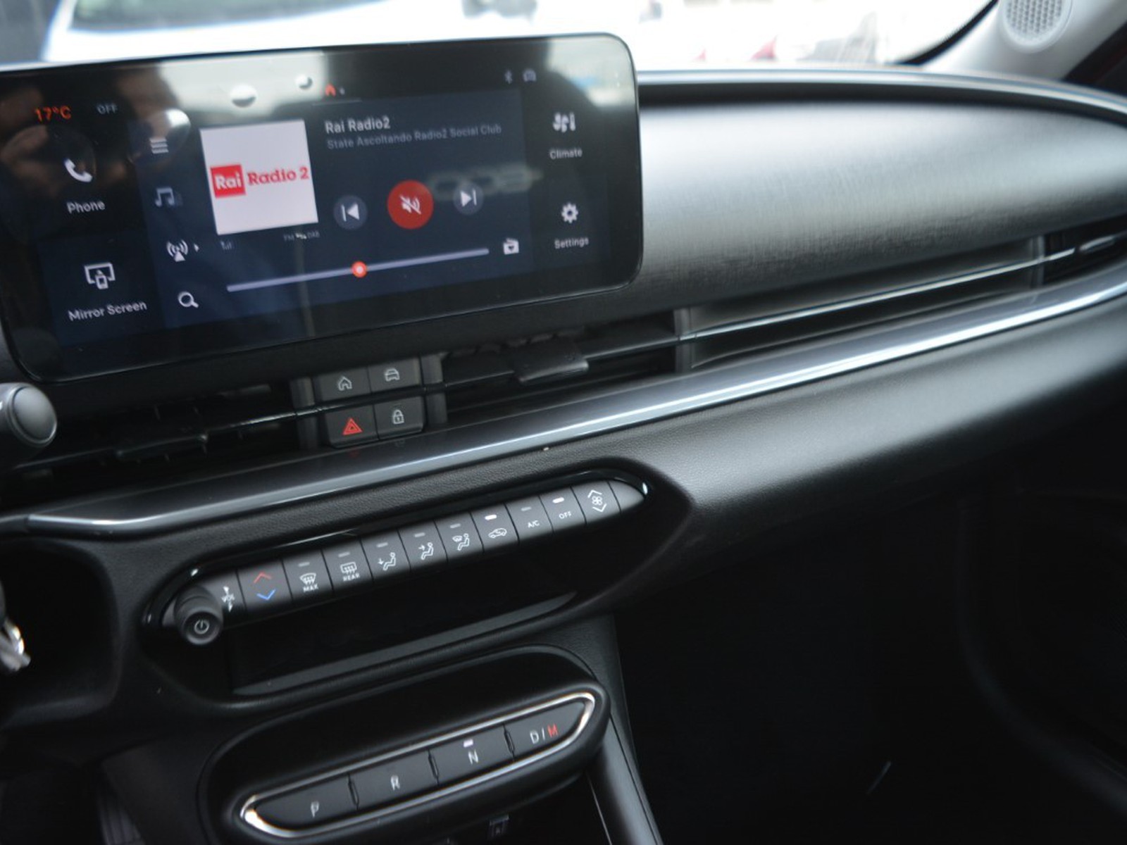 17 - Fiat 600 1.2 hybrid 110cv pop edct