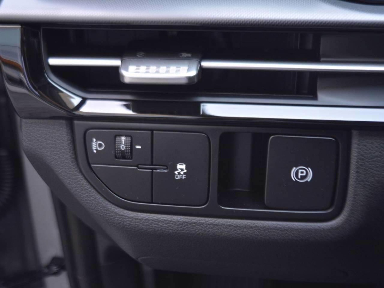 20 - Kia Sportage 1.6 crdi mhev style dct7