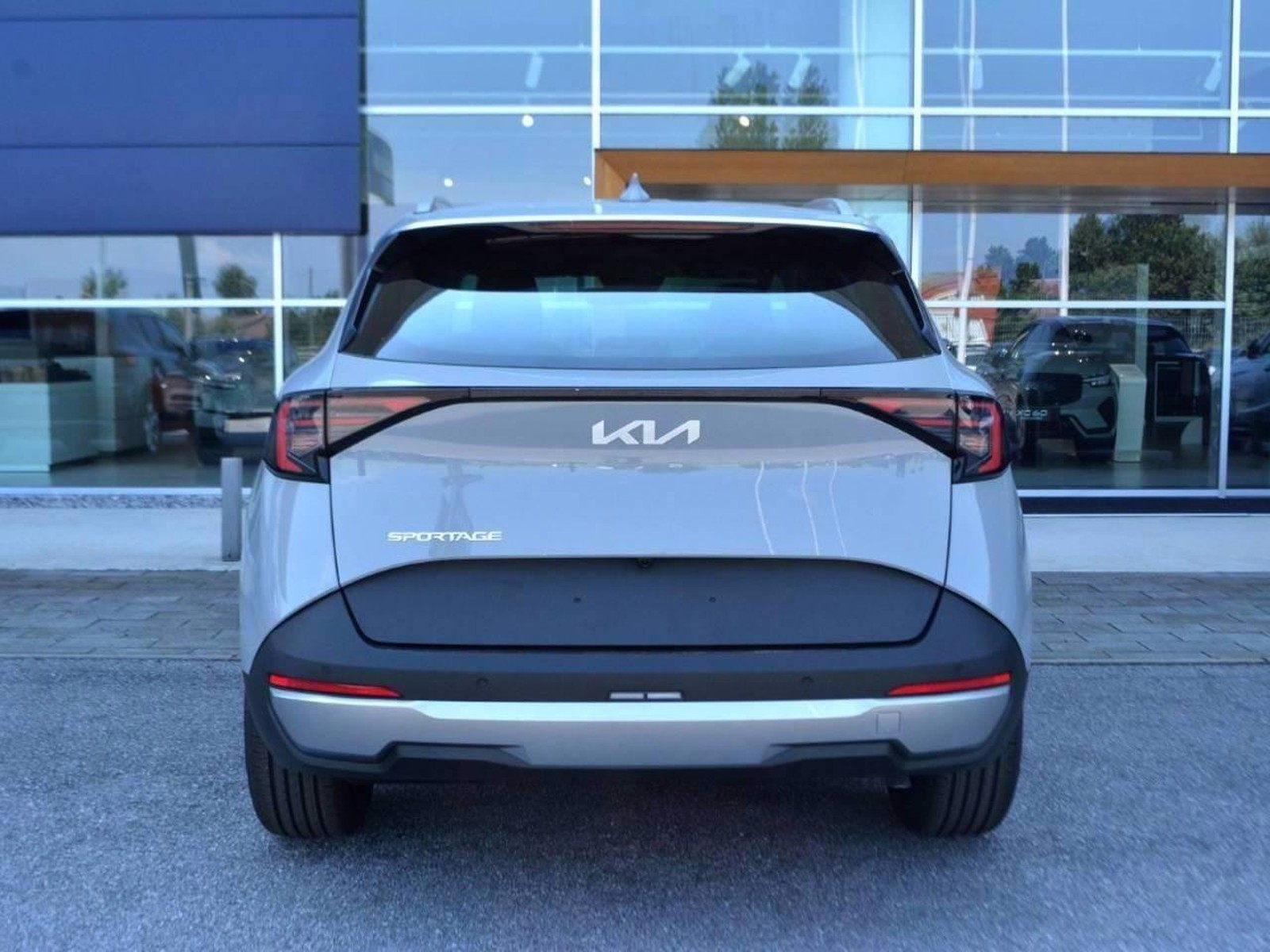 4 - Kia Sportage 1.6 crdi mhev style dct7