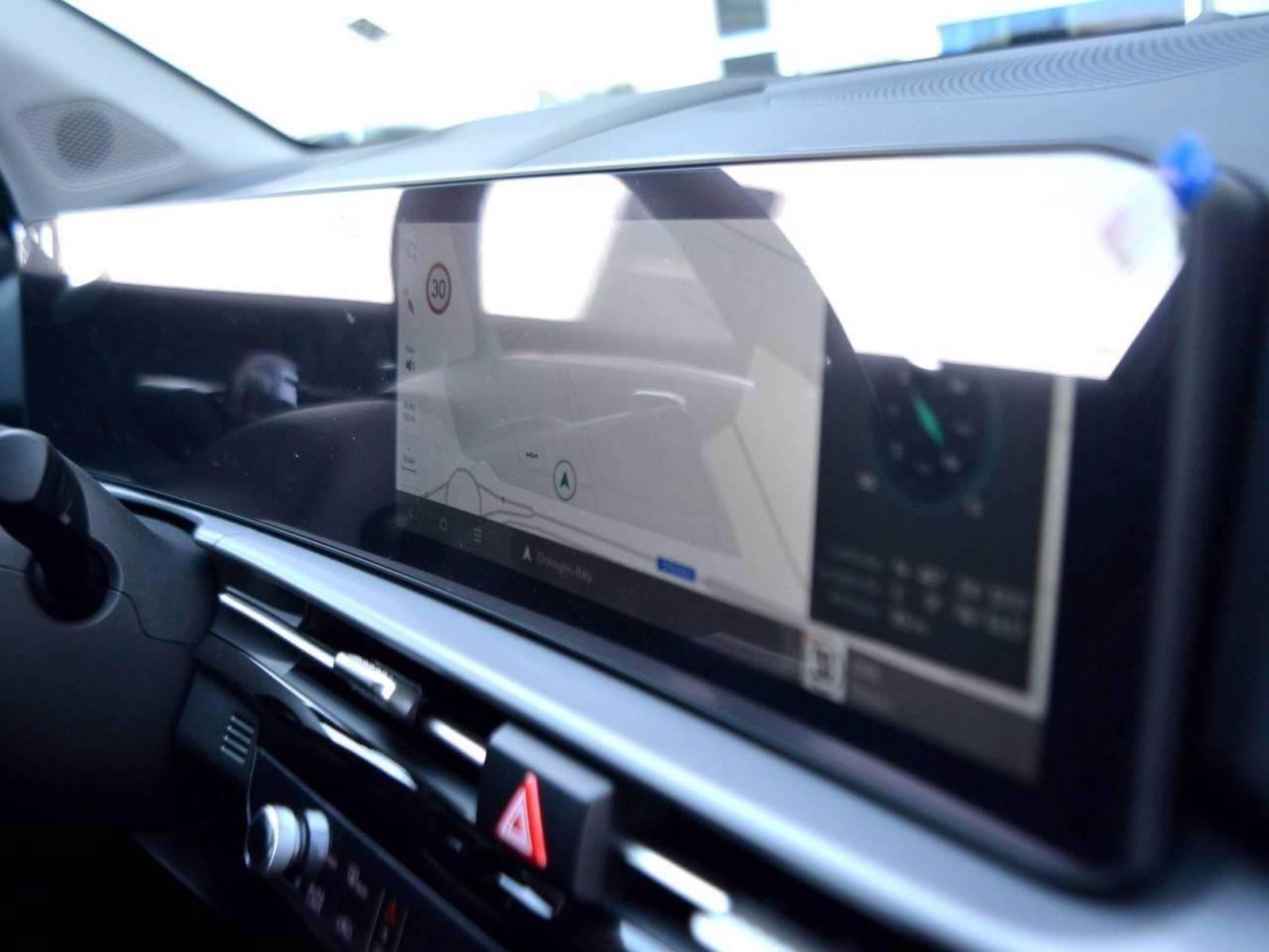 10 - Kia Sportage 1.6 crdi mhev style dct7