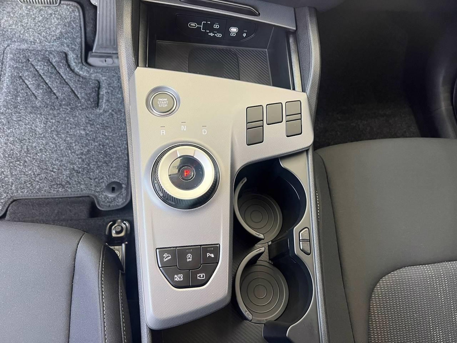 12 - Kia Sportage 1.6 crdi mhev style dct7