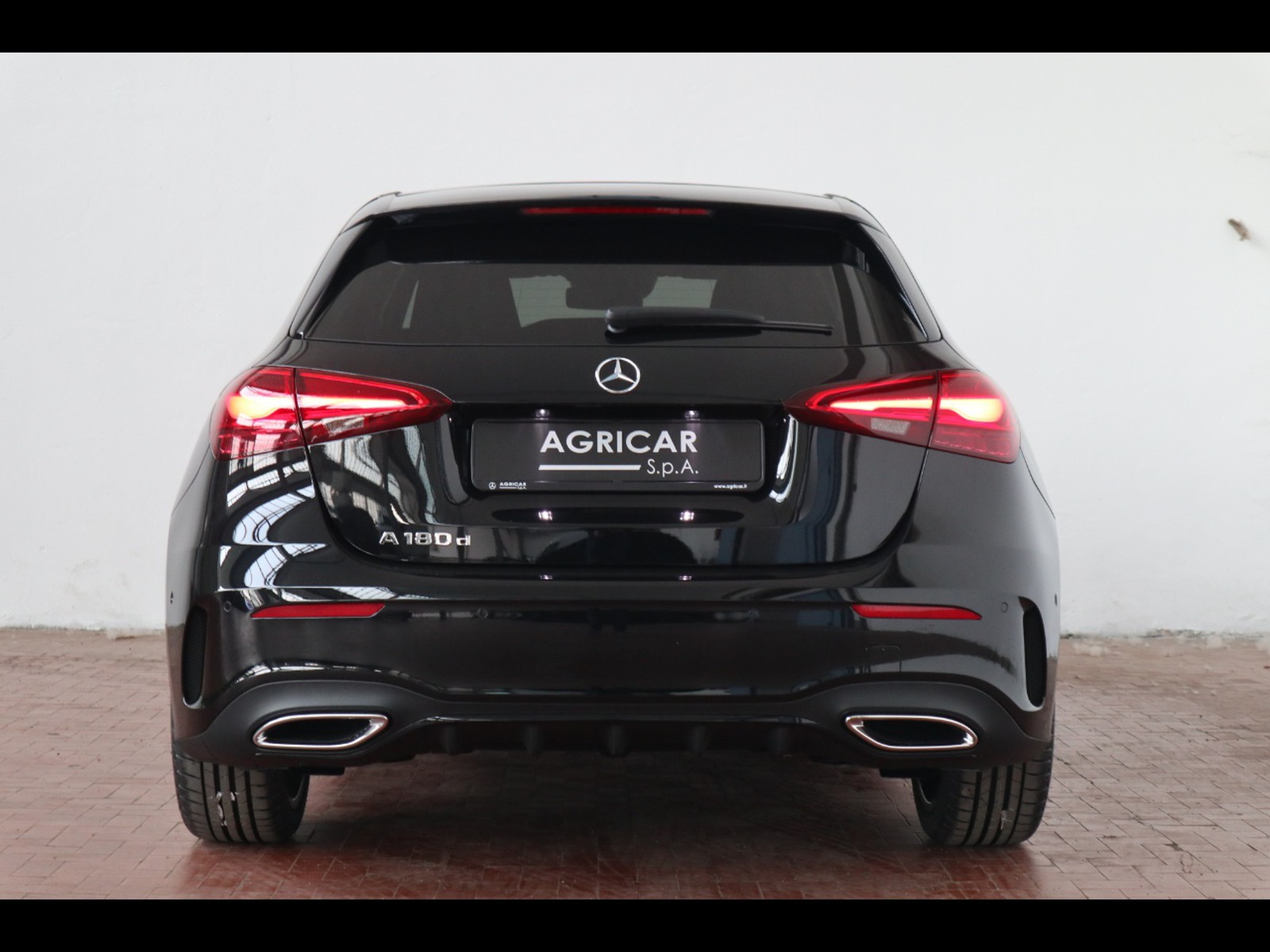 6 - Mercedes Classe A 180 d amg line premium speedshift dct amg 8g