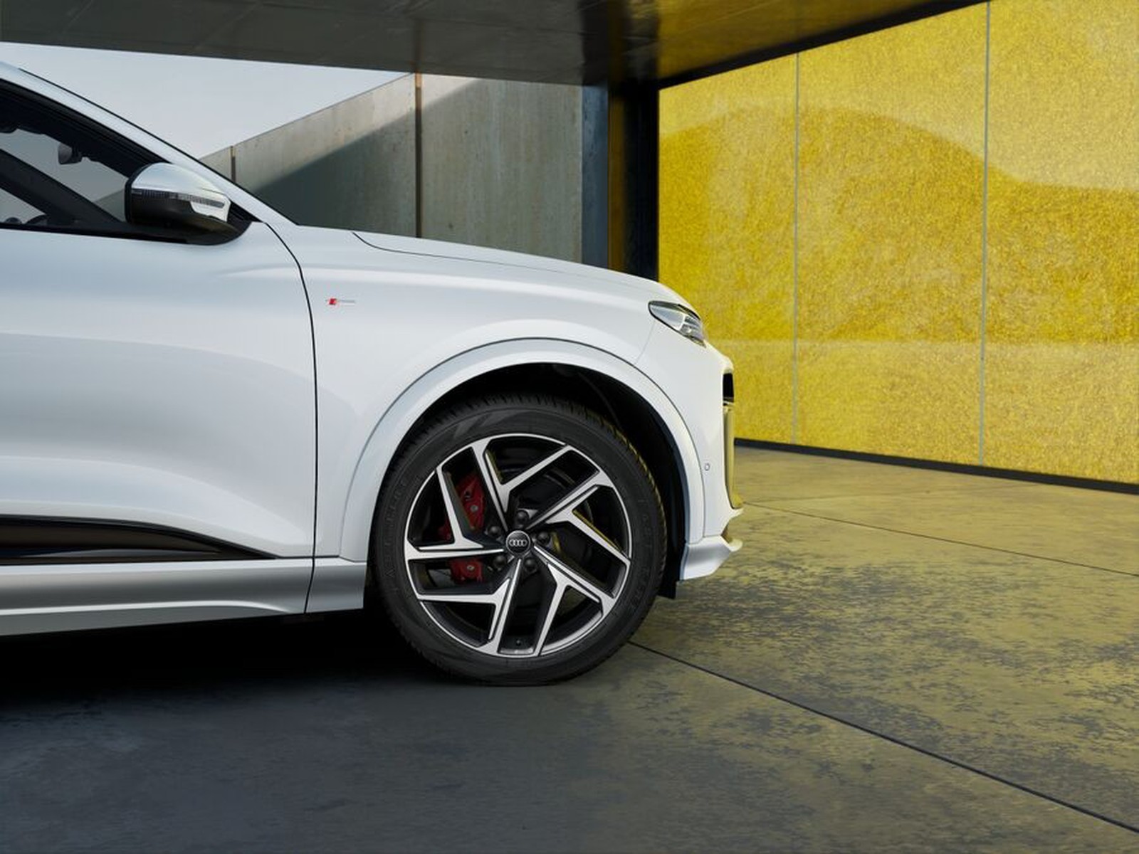 4 - Audi Q6 e-tron sportback e-tron s line edition quattro