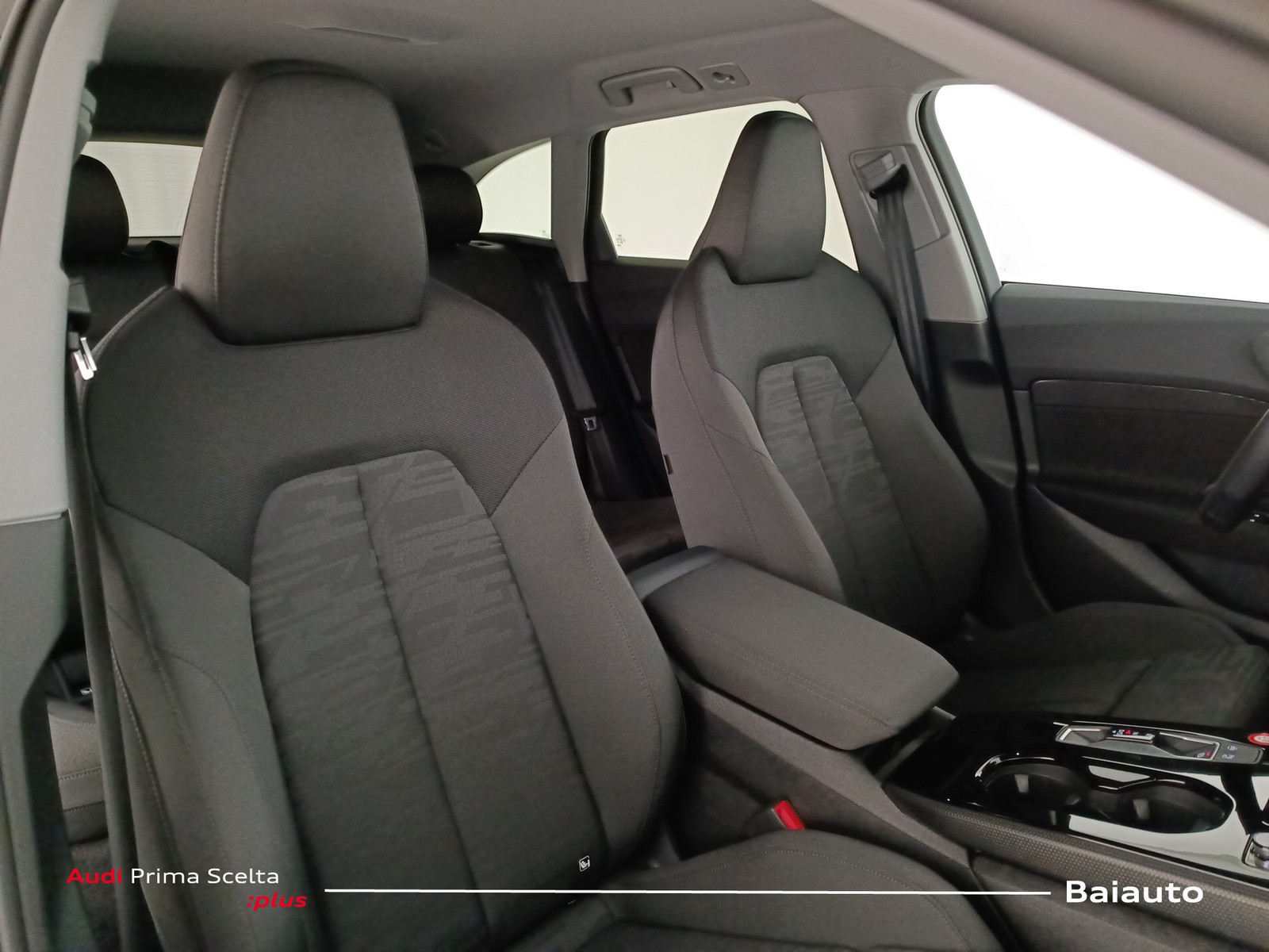 20 - Audi A5 avant 2.0 tdi mhev+ 204cv business advanced